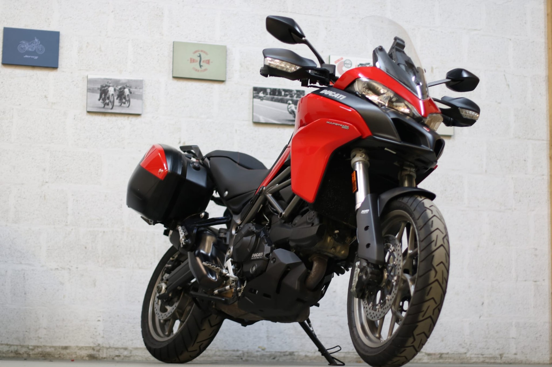DUCATI Multistrada 950 Touring Pack-showroom-element-1