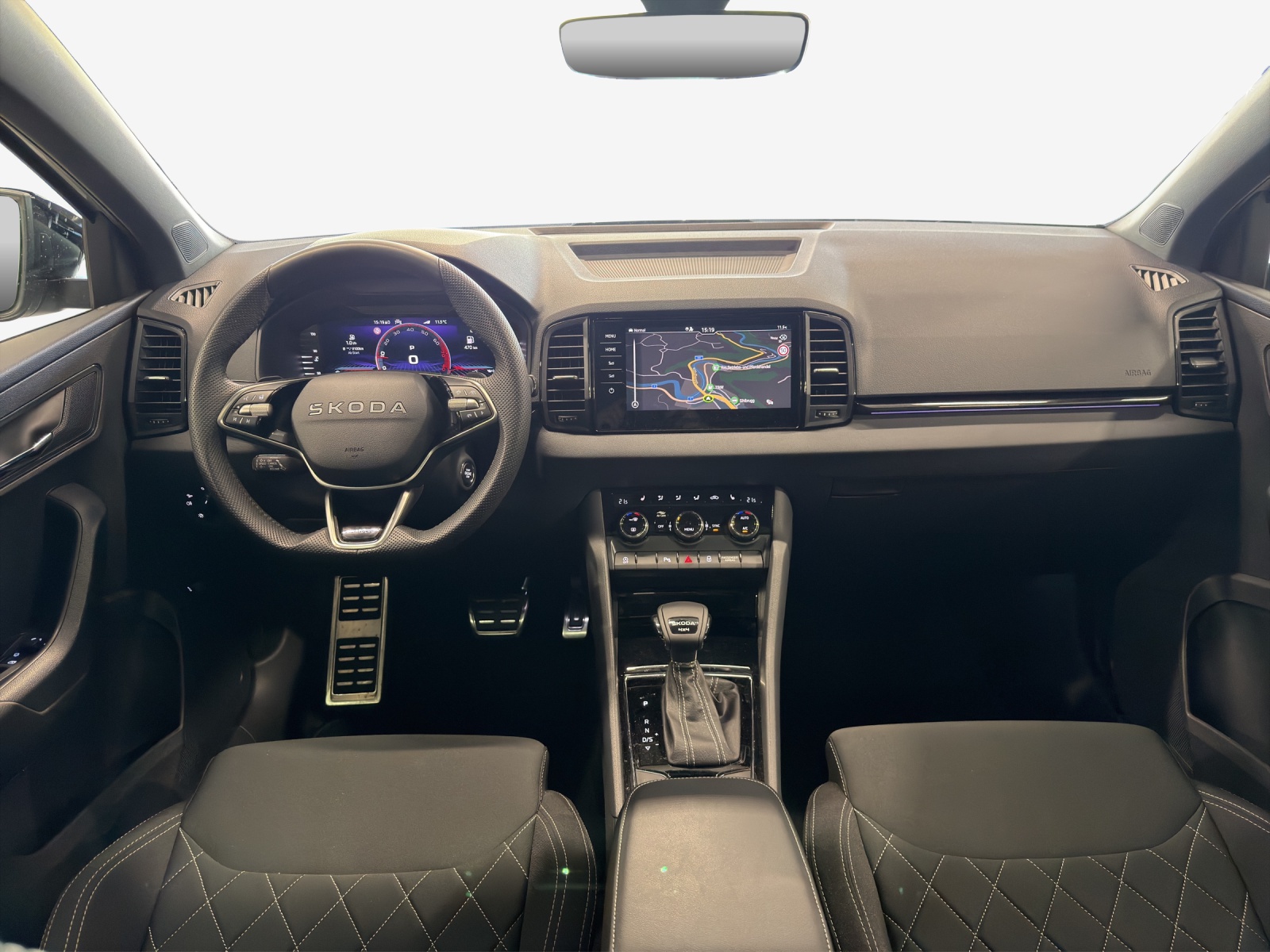 SKODA Karoq 2.0 TSI SportLine 4x4 DSG-image-8