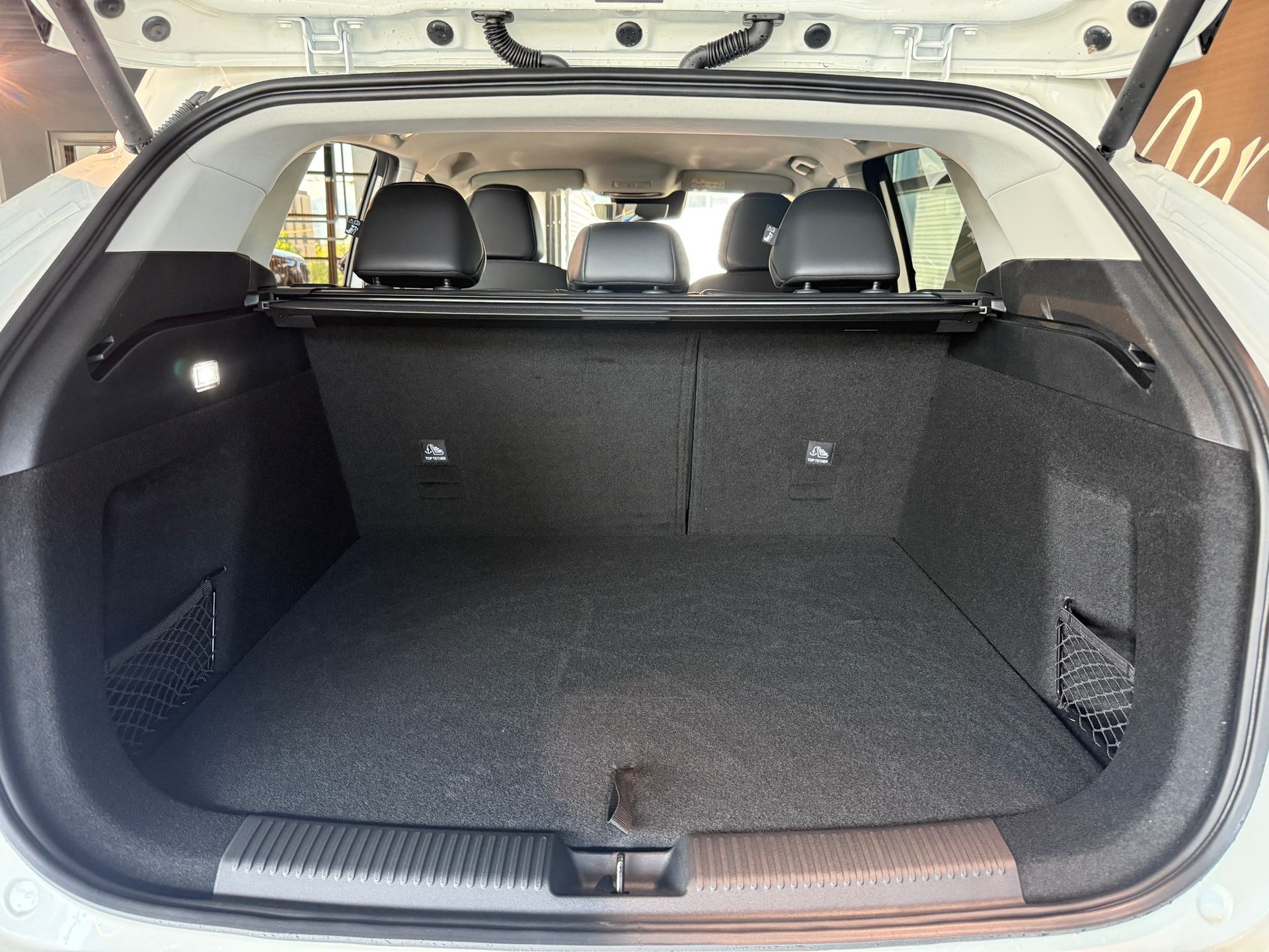 MG HS 1.5 T HEV Luxury-image-21