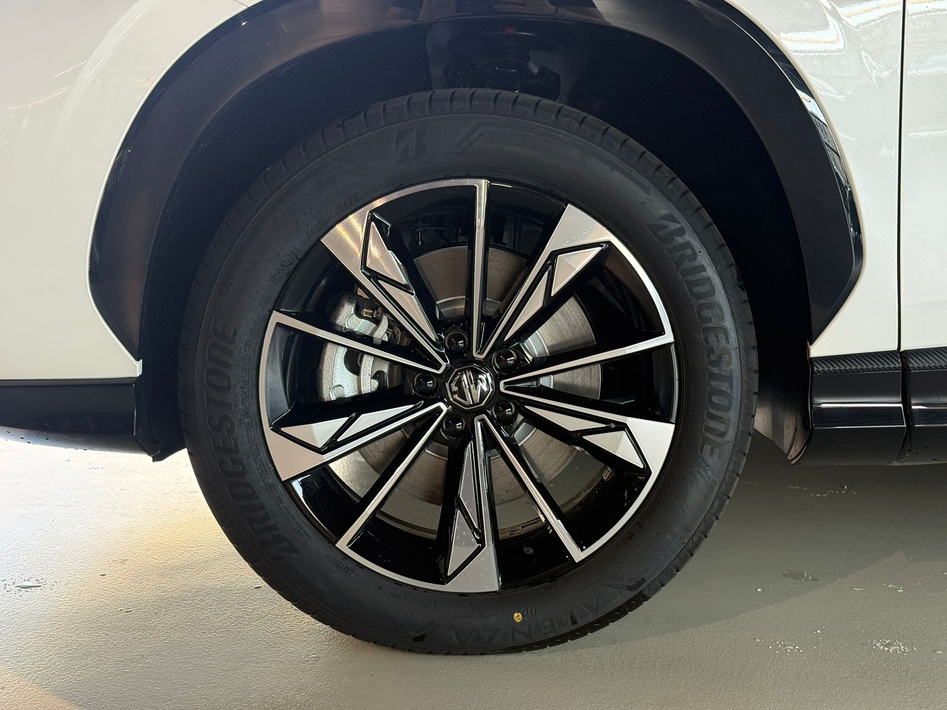 MG HS 1.5 T HEV Luxury-image-19