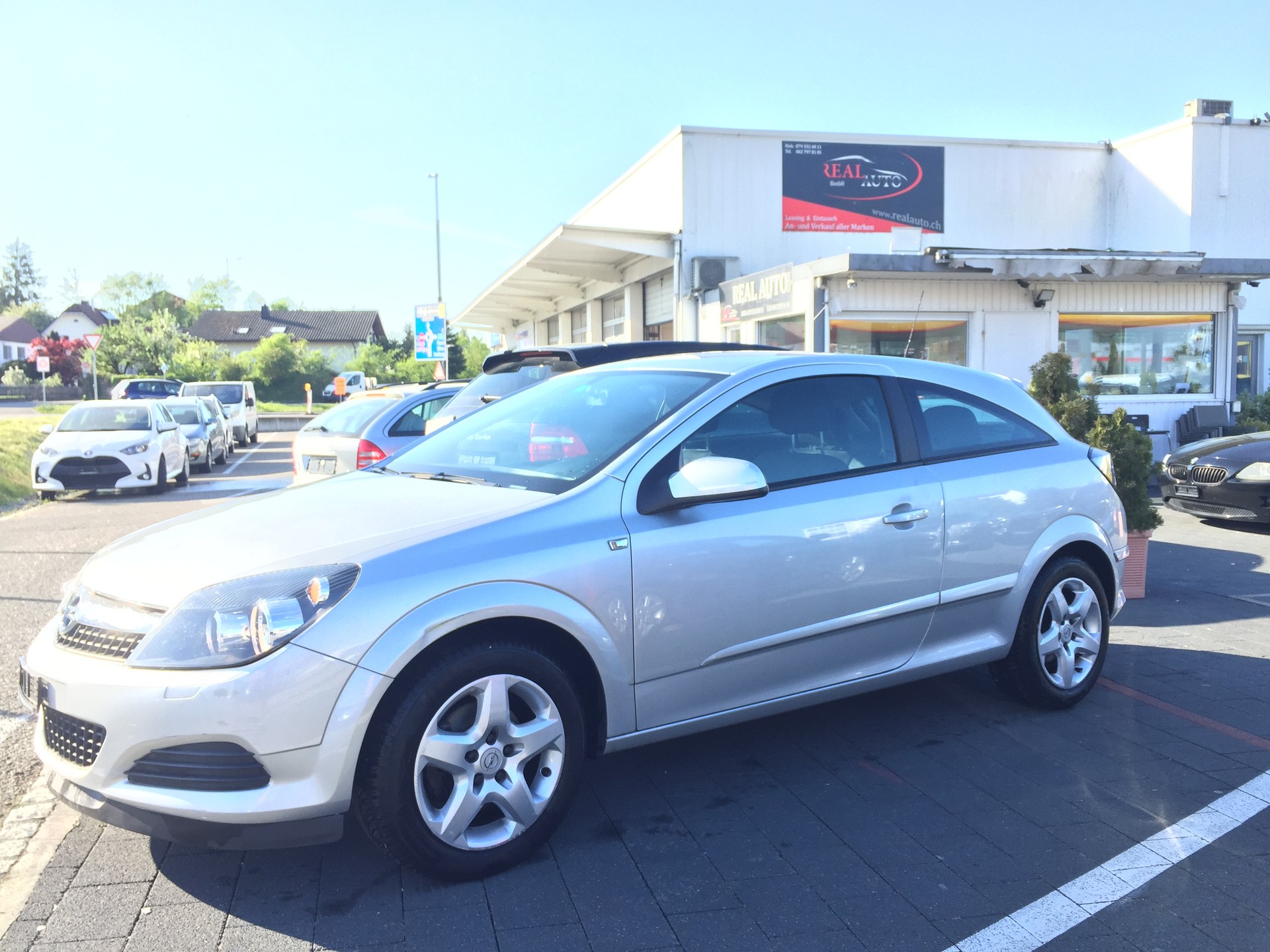 OPEL Astra GTC 1.8i 16V Enjoy-image-14