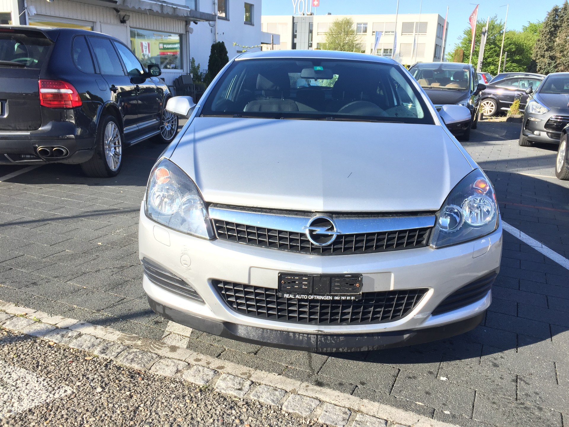 OPEL Astra GTC 1.8i 16V Enjoy-image-0