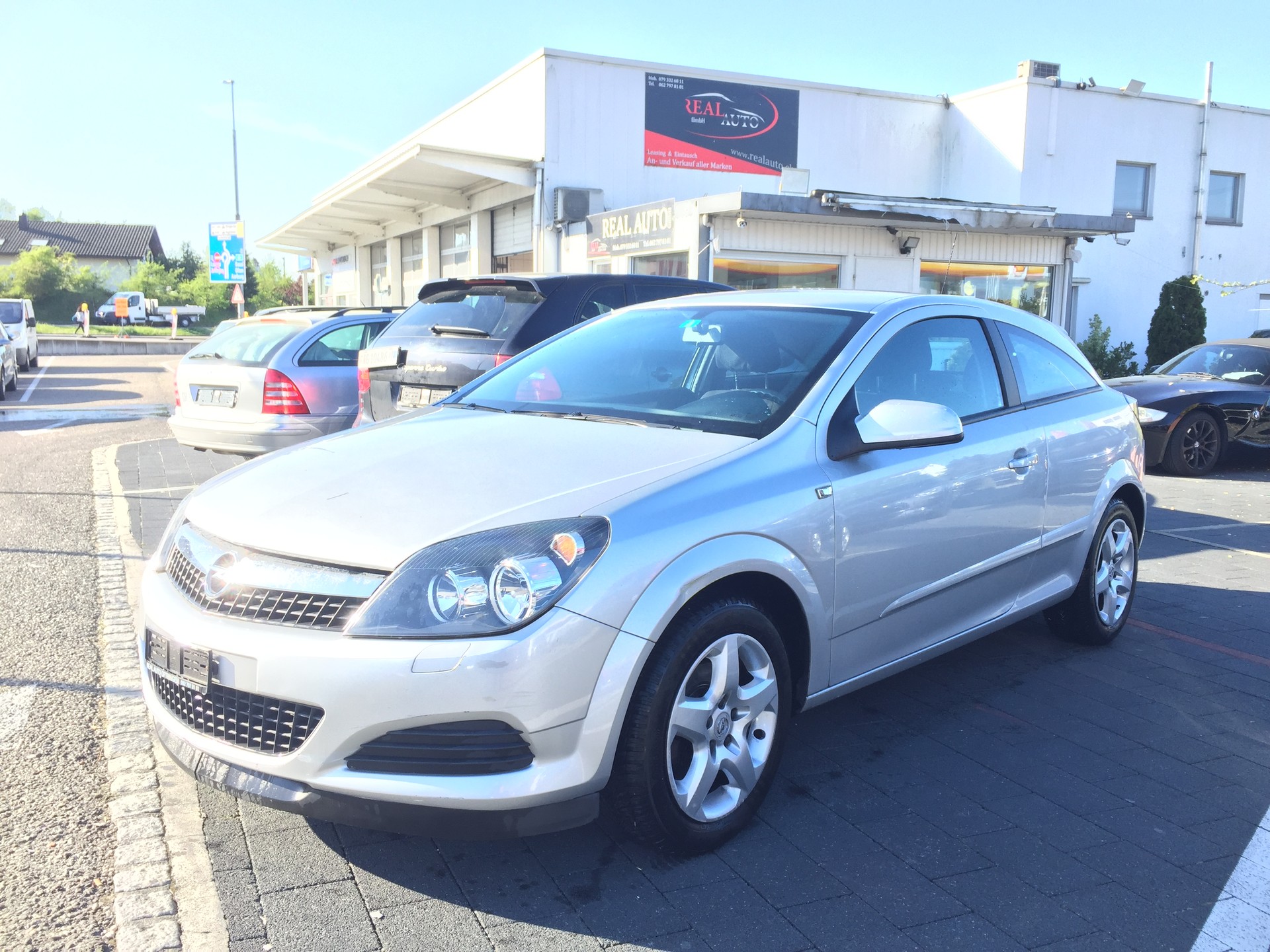 OPEL Astra GTC 1.8i 16V Enjoy-image-2