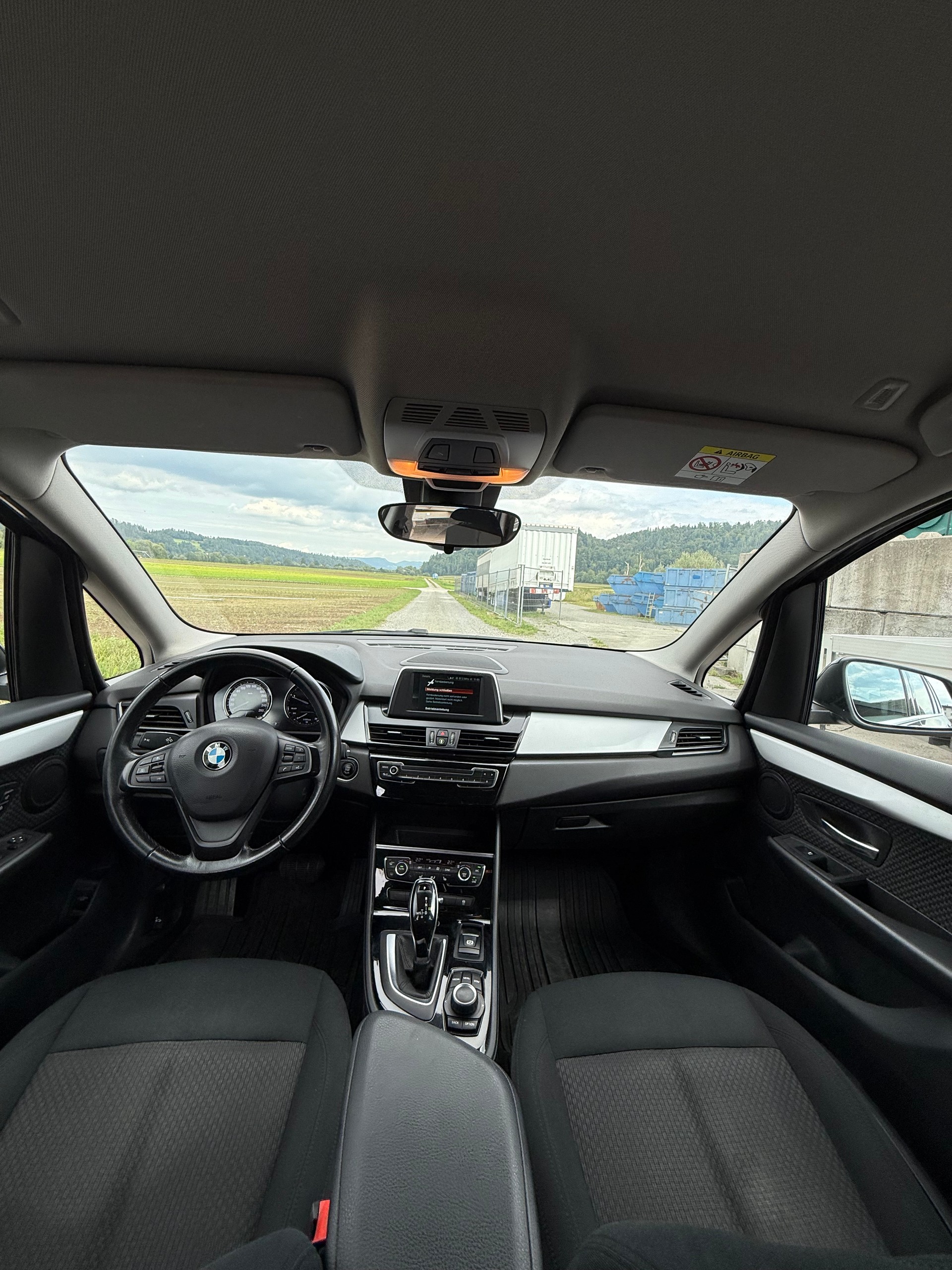 BMW 216d Gran Tourer DKG-image-6