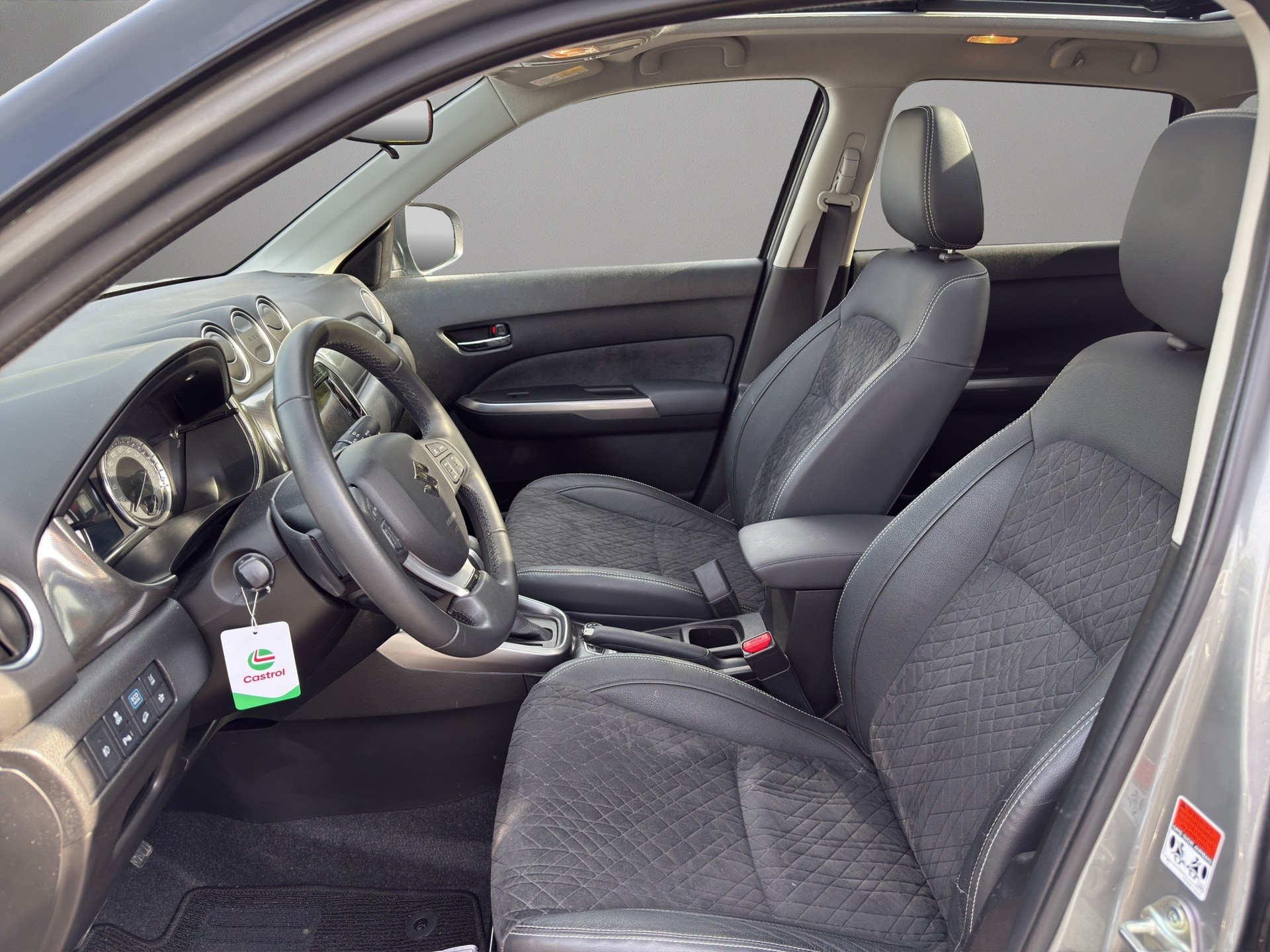 SUZUKI Vitara 1.5 Hybrid Edition 35 Top 4x4 AGS-image-4