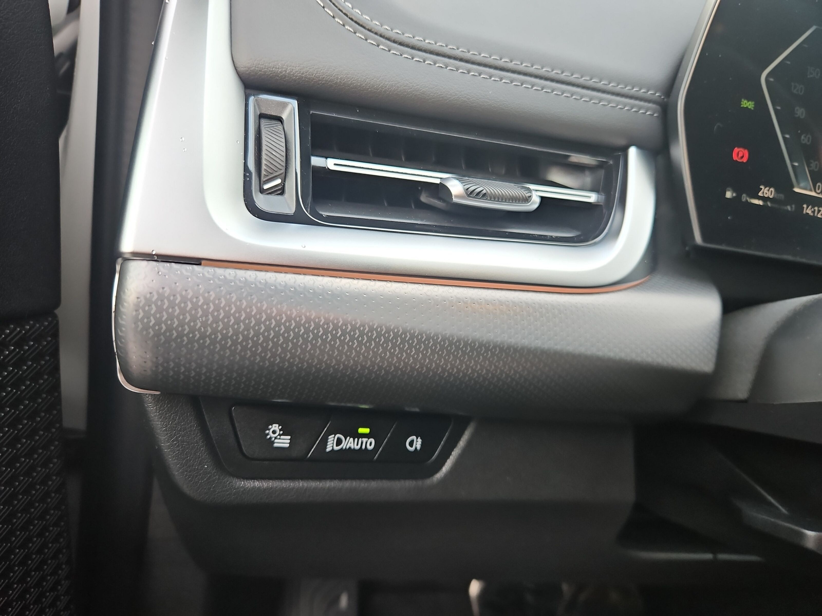 BMW X1 xDrive 20d 48V M Sport-image-21