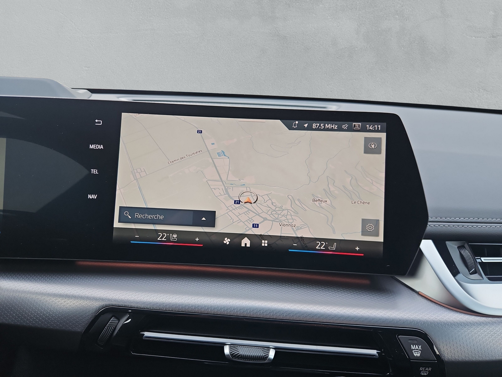 BMW X1 xDrive 20d 48V M Sport-image-10