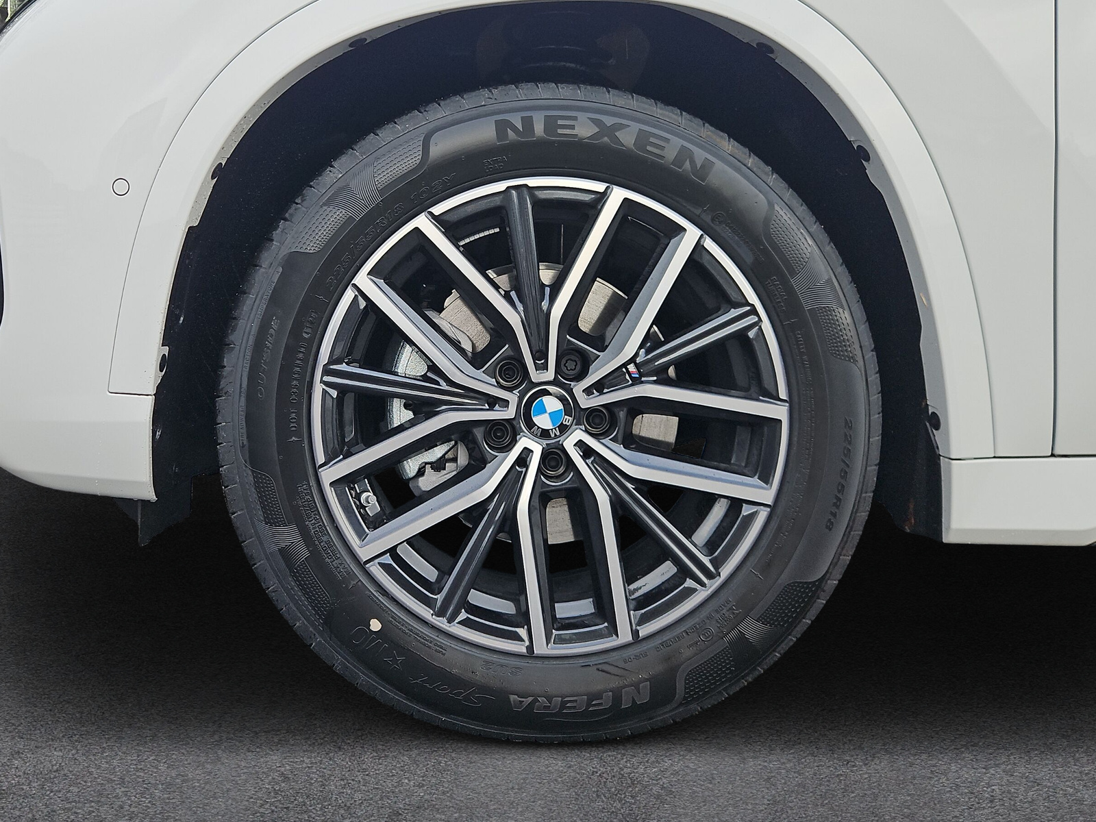 BMW X1 xDrive 20d 48V M Sport-image-11