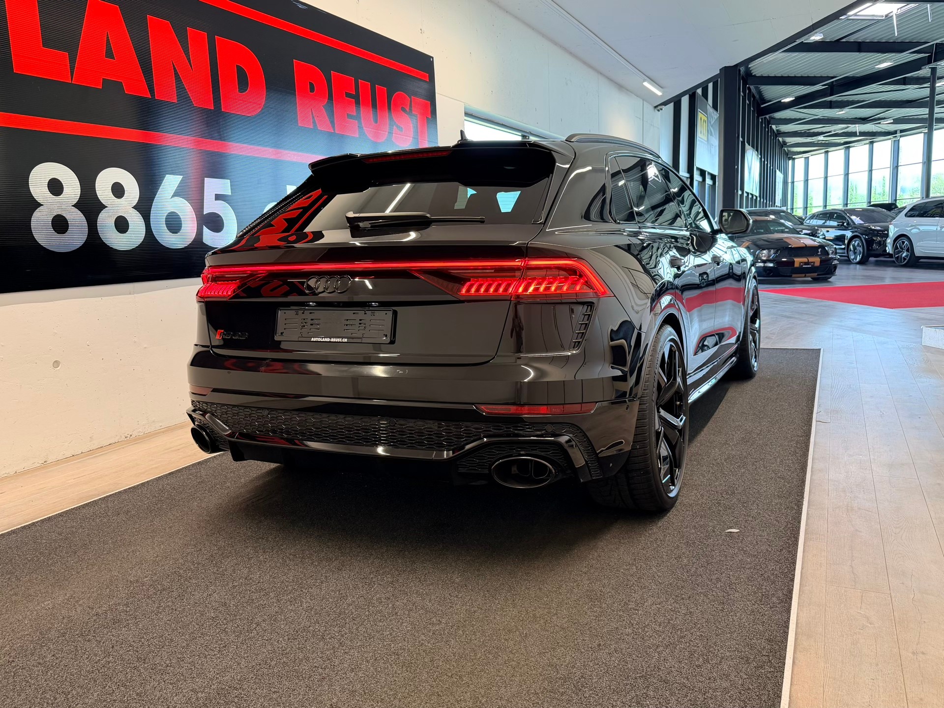 AUDI RSQ8 quattro tiptronic-image-6