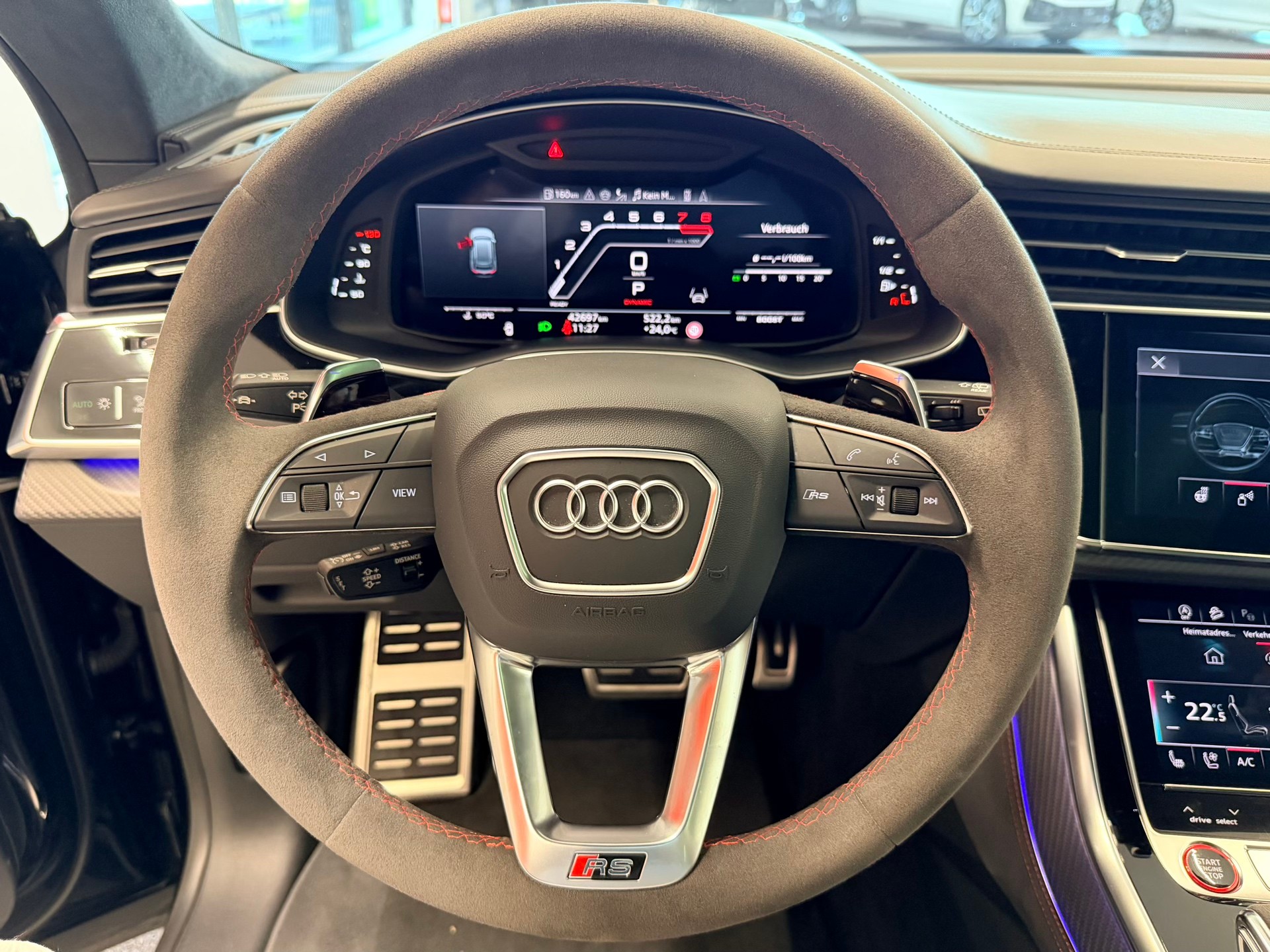AUDI RSQ8 quattro tiptronic-image-28