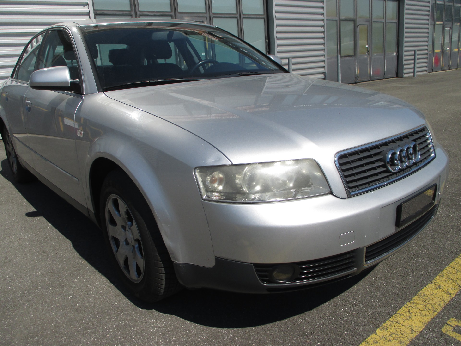 AUDI A4 2.0-image-1
