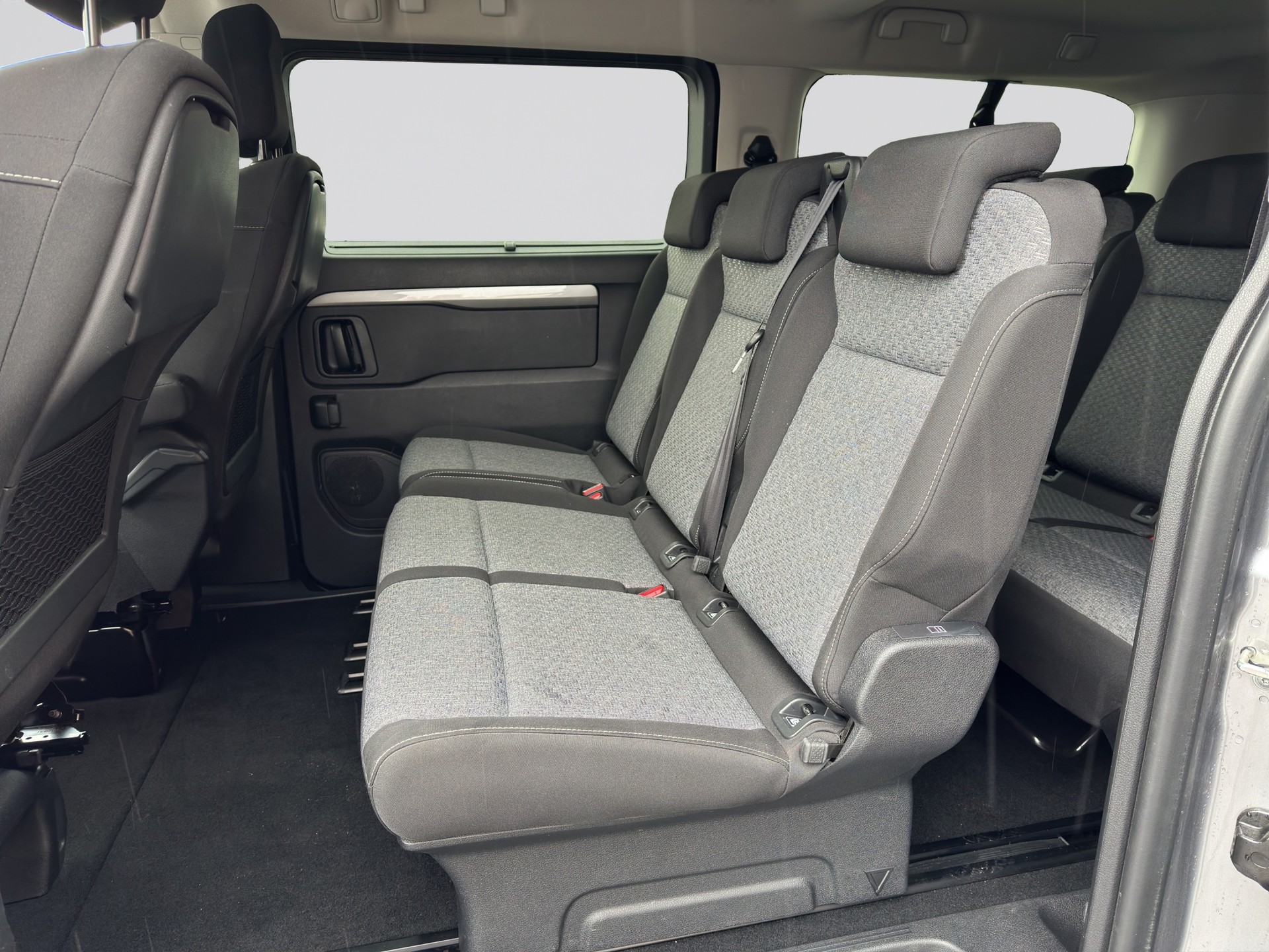 TOYOTA Proace Verso 2.0 D-4D 8Pl. L2-image-7