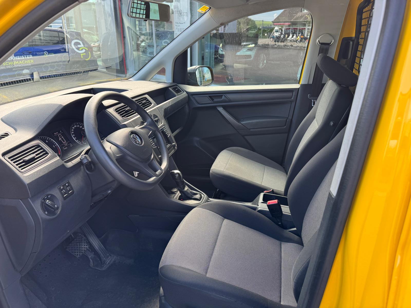 VW Caddy Maxi 2.0TDI 4Motion BlueMotion Technology DSG 4x4-image-5