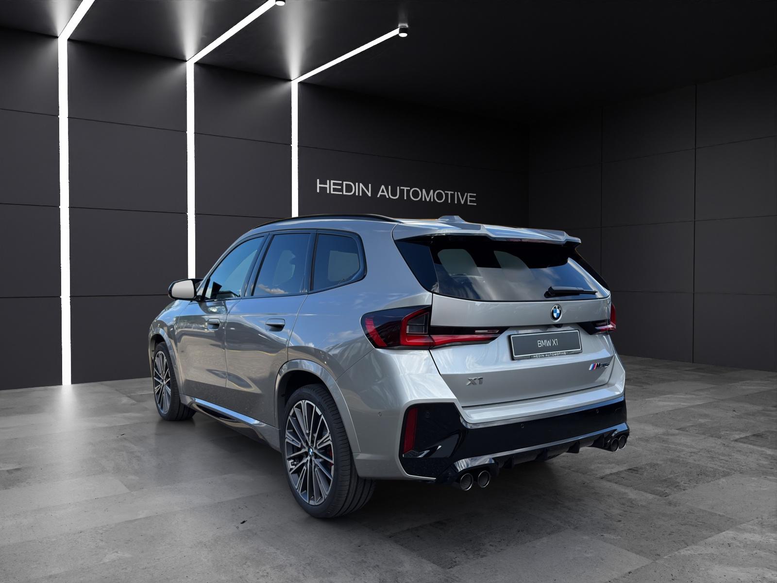 BMW X1 M35i xDrive-showroom-element-2