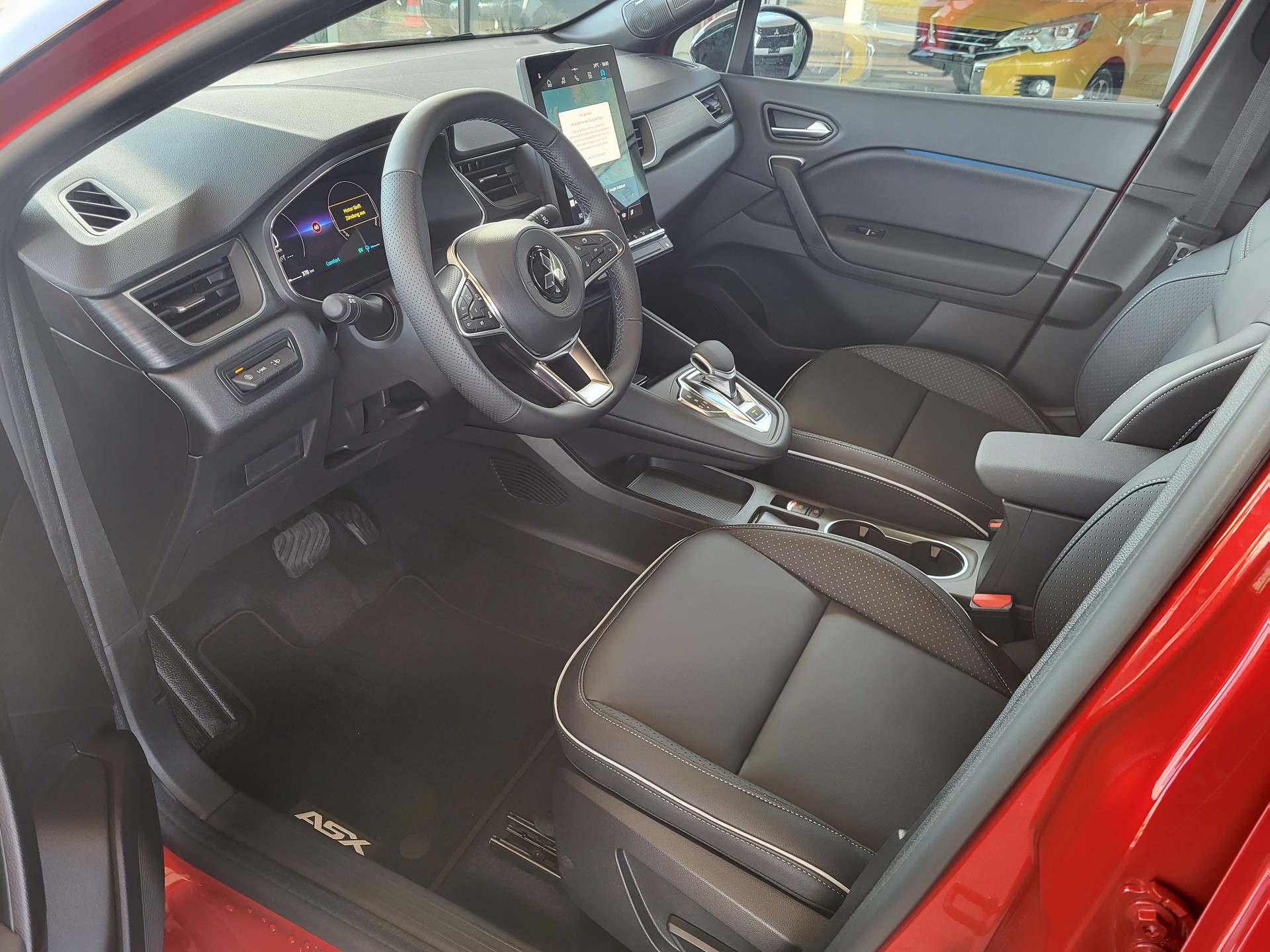 MITSUBISHI ASX 1.6 HEV Instyle-image-5