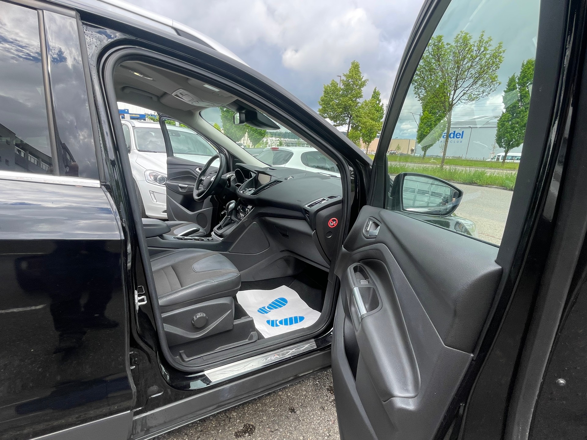 FORD Kuga 2.0 TDCi Titanium S 4WD PowerShift-image-7