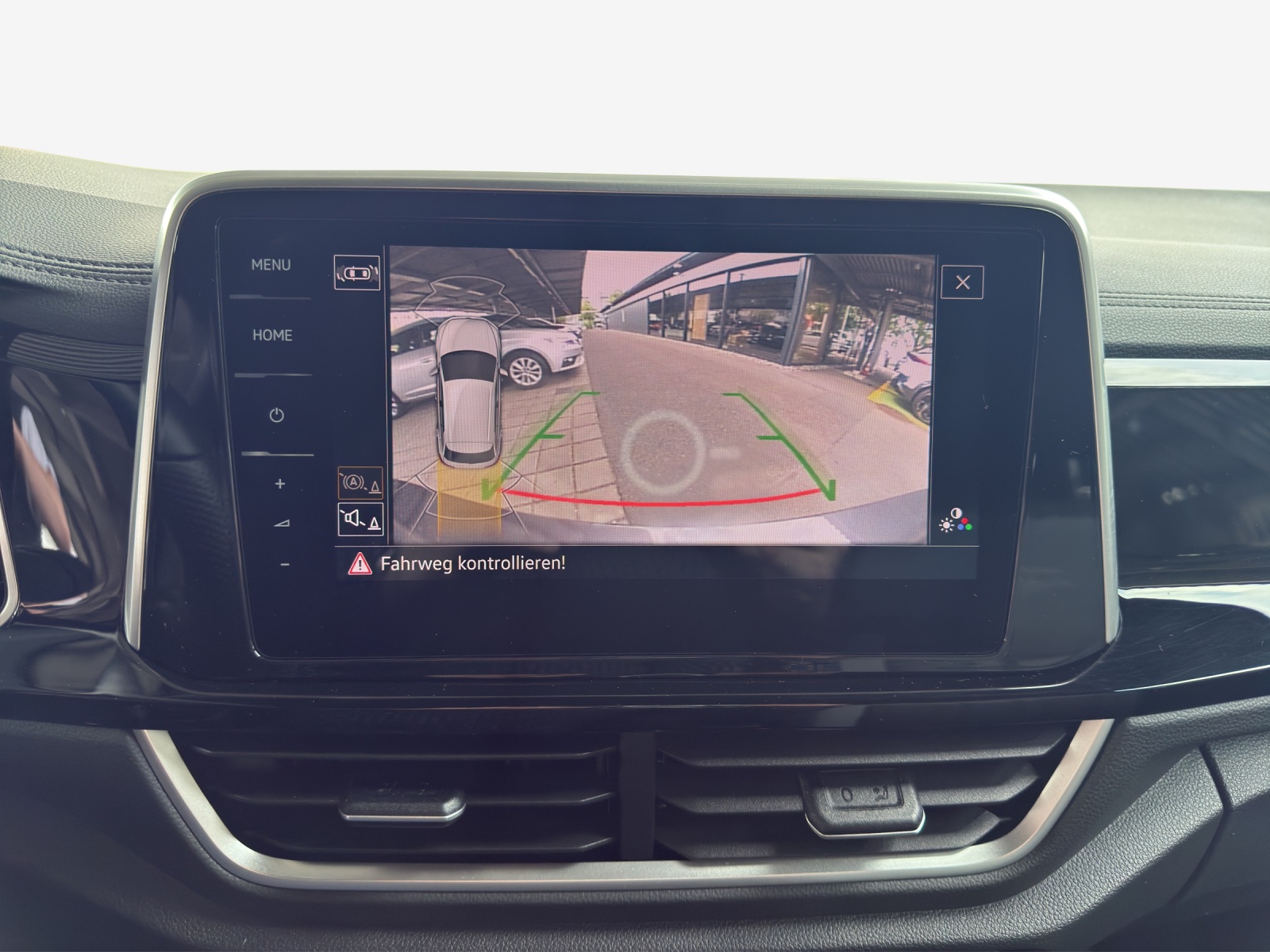 VW T-Roc 2.0 TSI R-Line DSG 4Motion-image-15