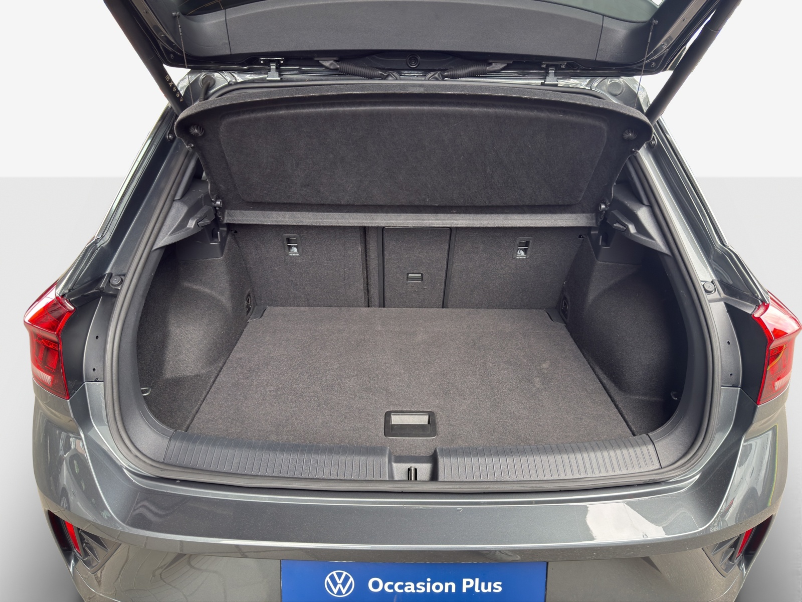 VW T-Roc 2.0 TSI R-Line DSG 4Motion-image-12
