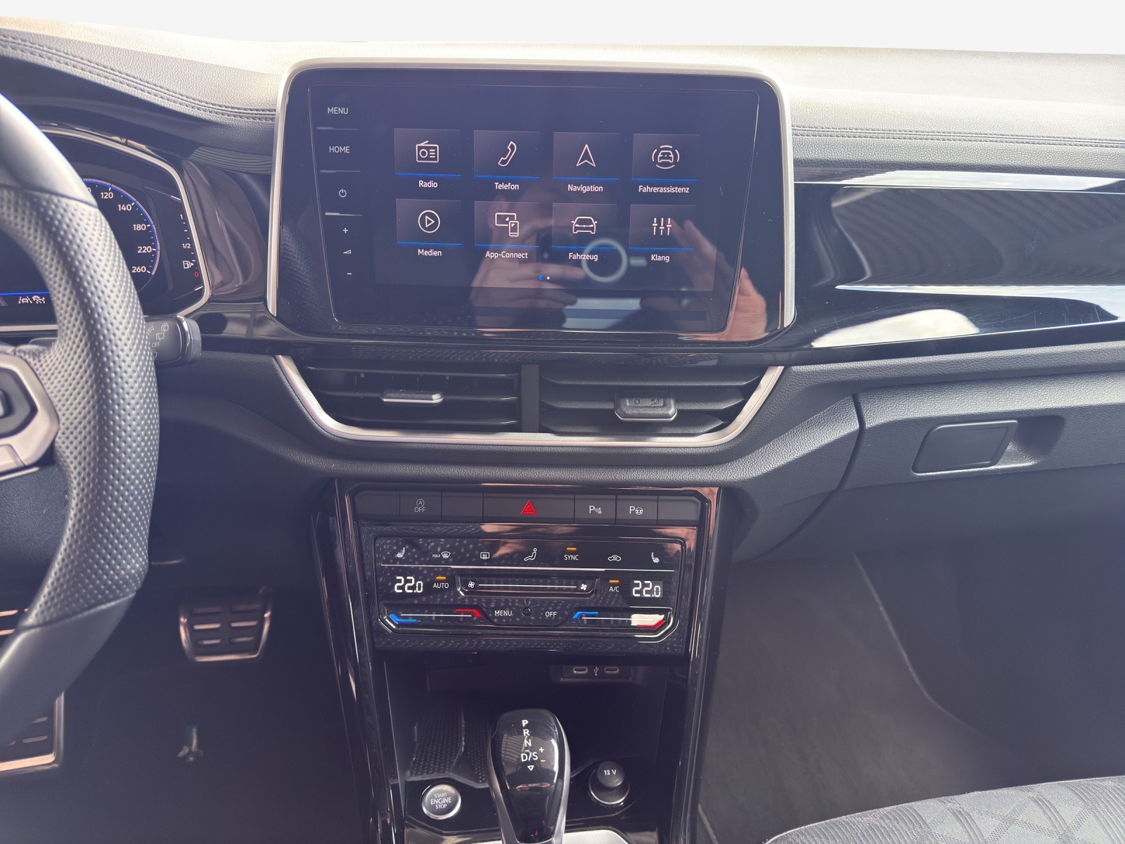 VW T-Roc 2.0 TSI R-Line DSG 4Motion-image-10