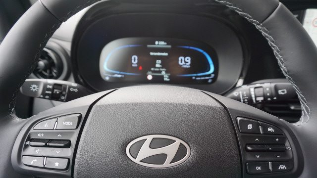 HYUNDAI i10 1.2 Amplia-image-11