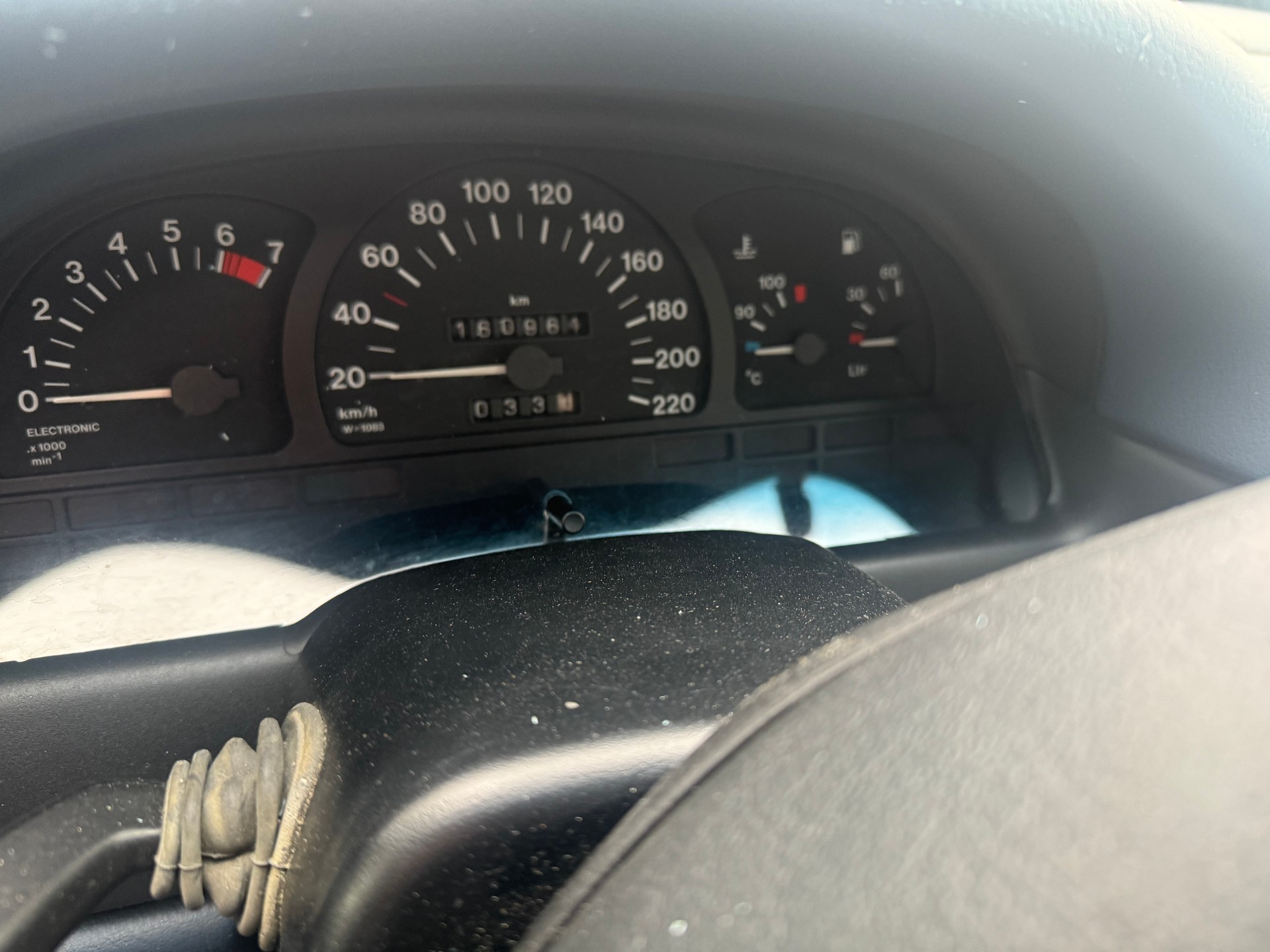 OPEL Vectra 2.0i CD-image-15