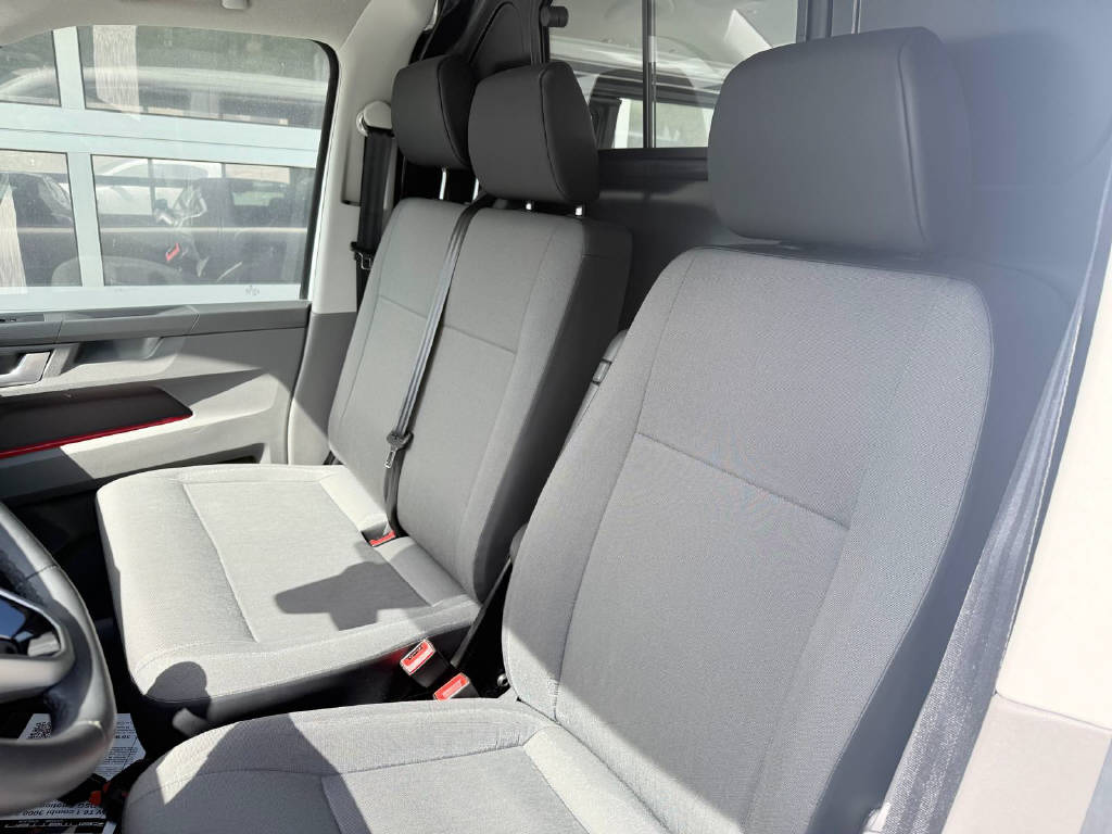 VW T6.1 combi 3000 2.0 TDI 150 DSG 4motion-image-8
