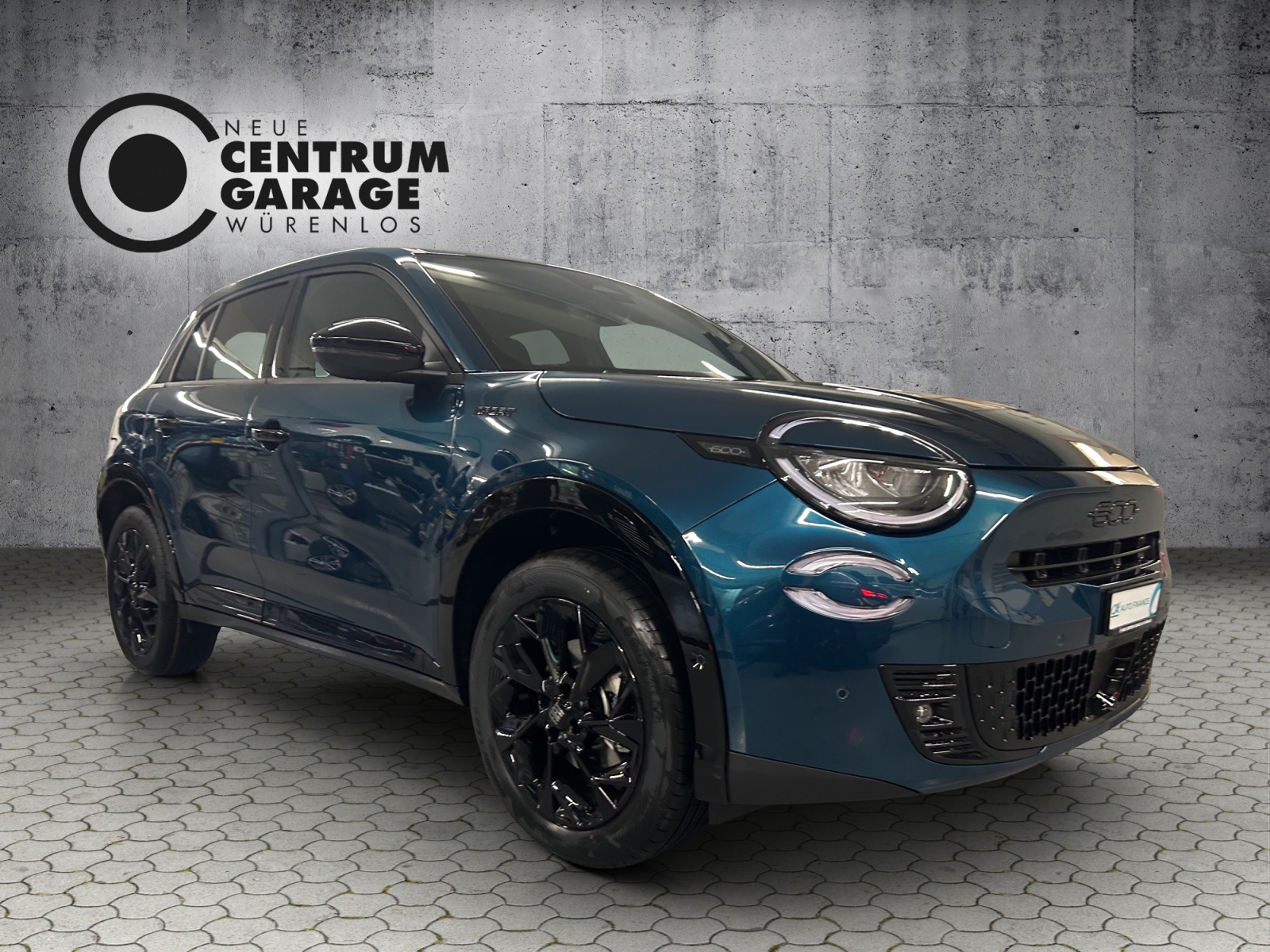 FIAT 600h Mild Hybrid Sport-showroom-element-1