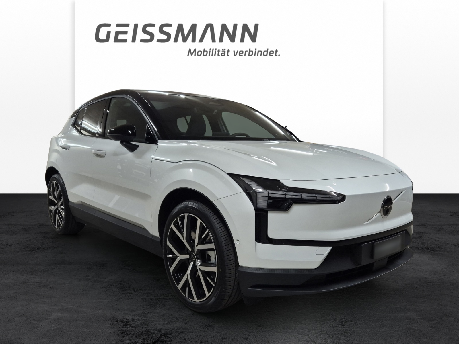 VOLVO EX30 E60 Twin Ultra Performance AWD-showroom-element-1