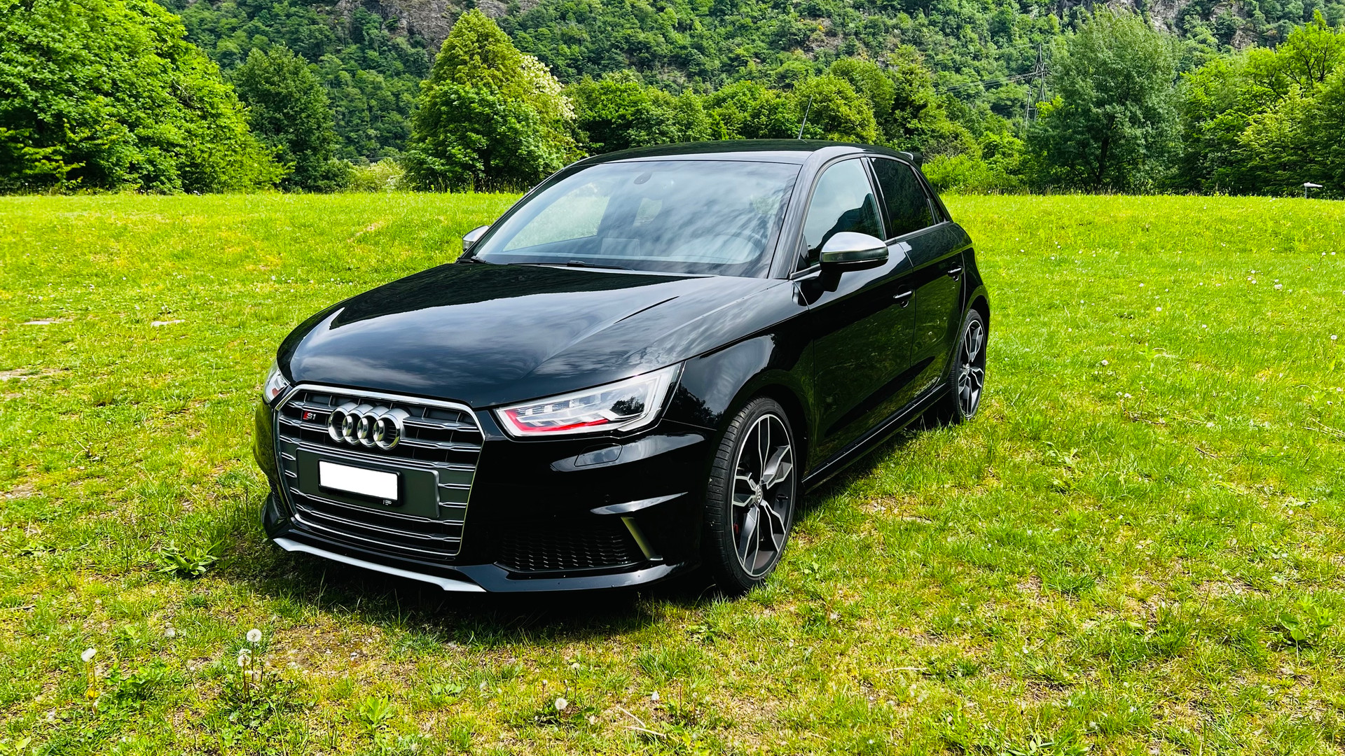 AUDI 2.0 TFSI quattro-image-0