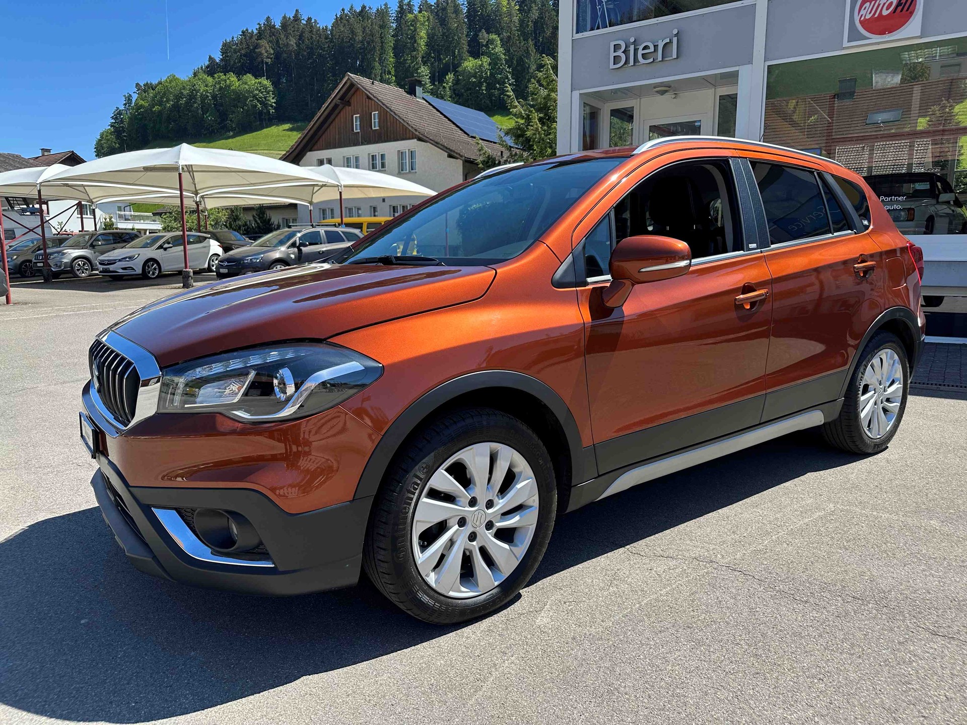 SUZUKI SX4 S-Cross 1.4 T Generation Hybrid 4x4-showroom-element-2
