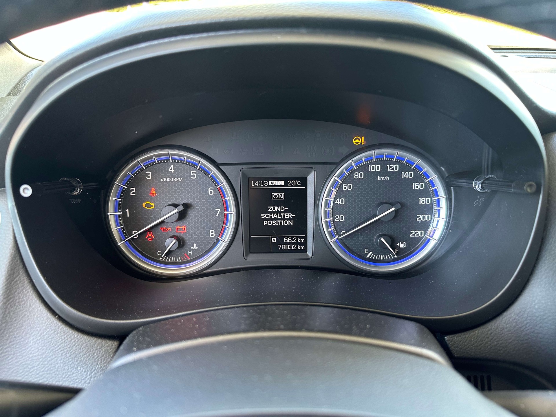 SUZUKI SX4 S-Cross 1.4 T Generation Hybrid 4x4-image-11