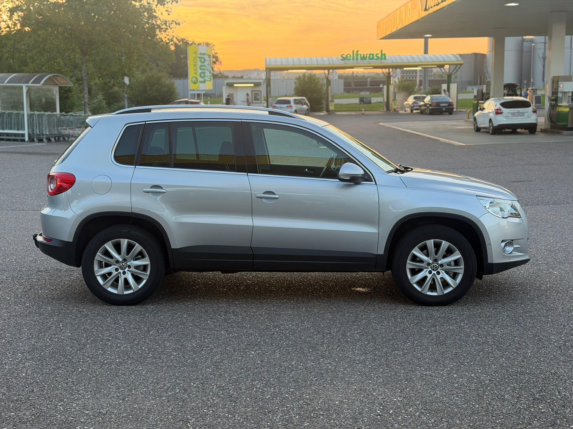 VW Tiguan 2.0 TSI Sport&Style Tiptronic-image-8