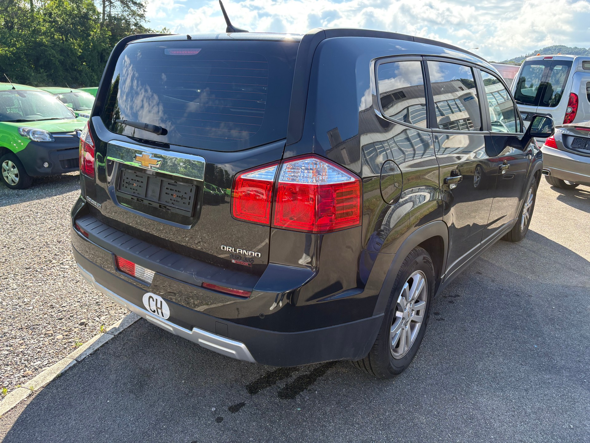 CHEVROLET Orlando 2.0 VCDi LS-image-3
