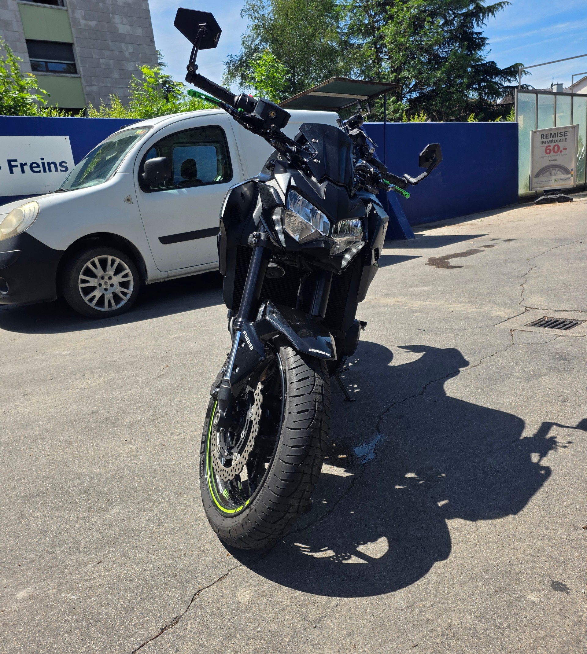KAWASAKI Z 900