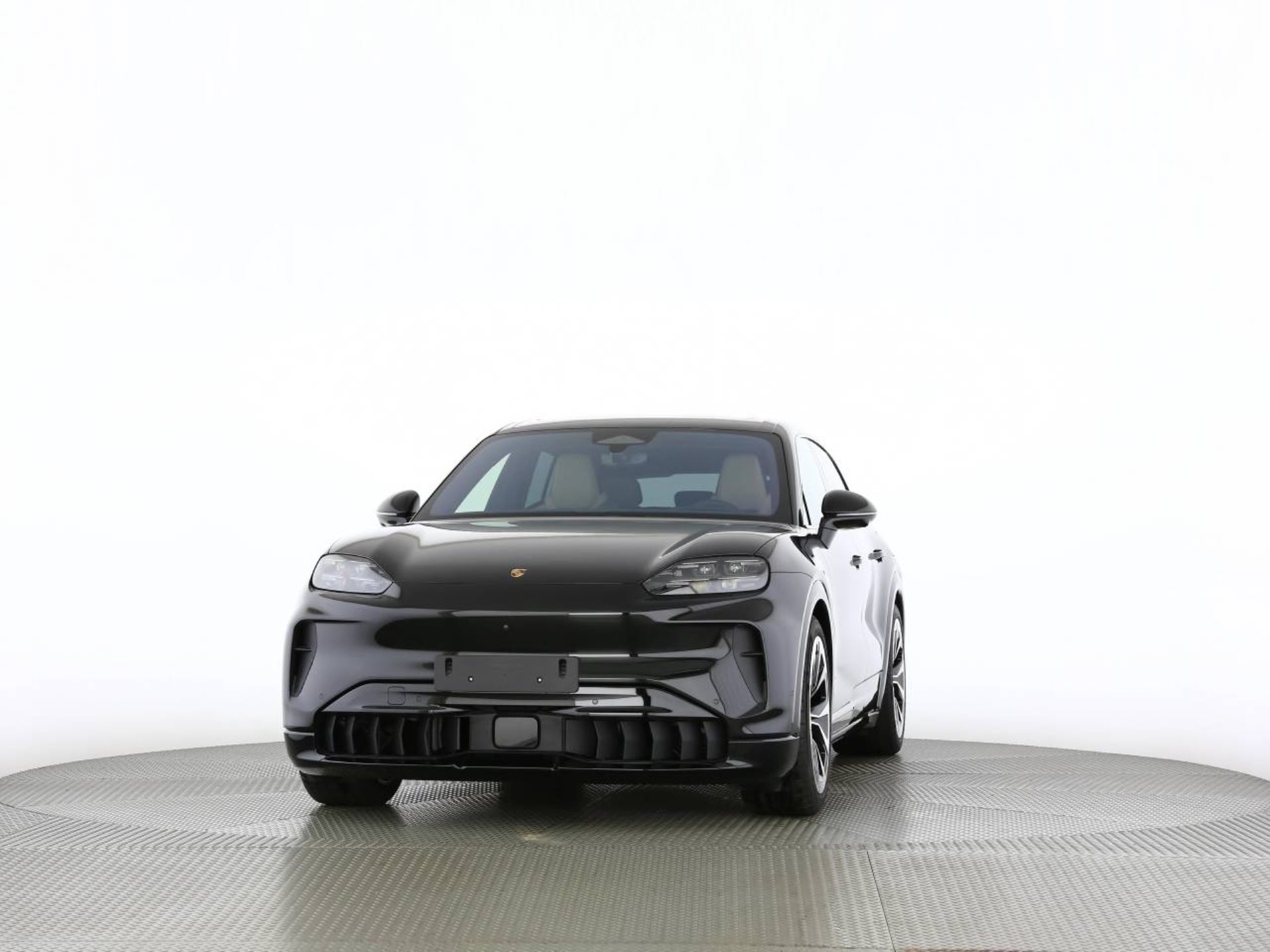 PORSCHE Cayenne Electric-image-18