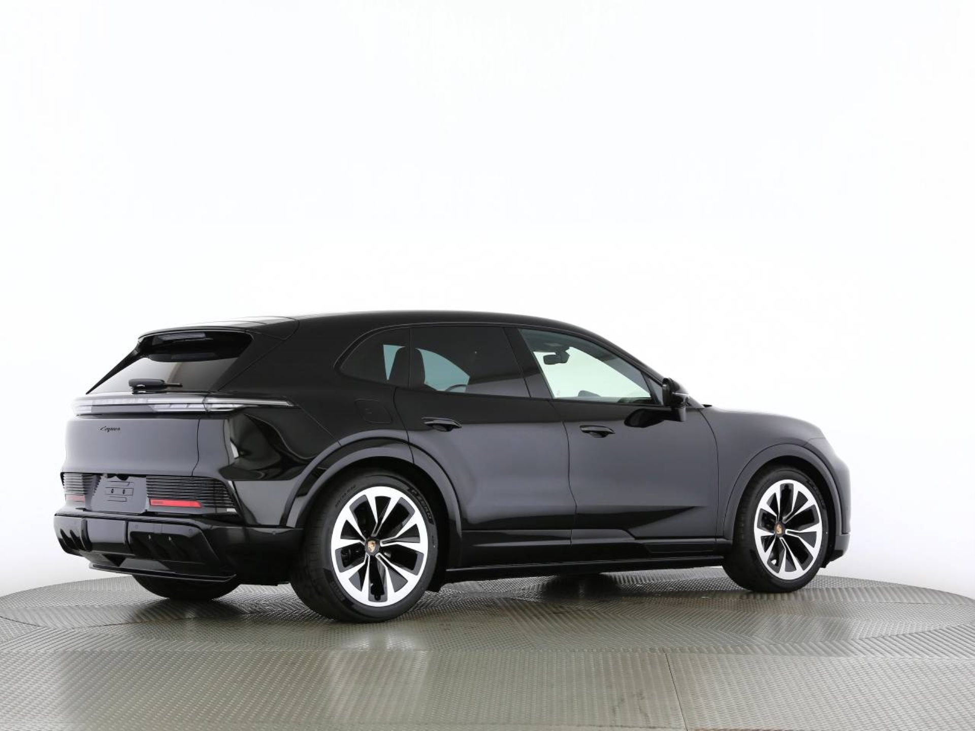PORSCHE Cayenne Electric-image-2