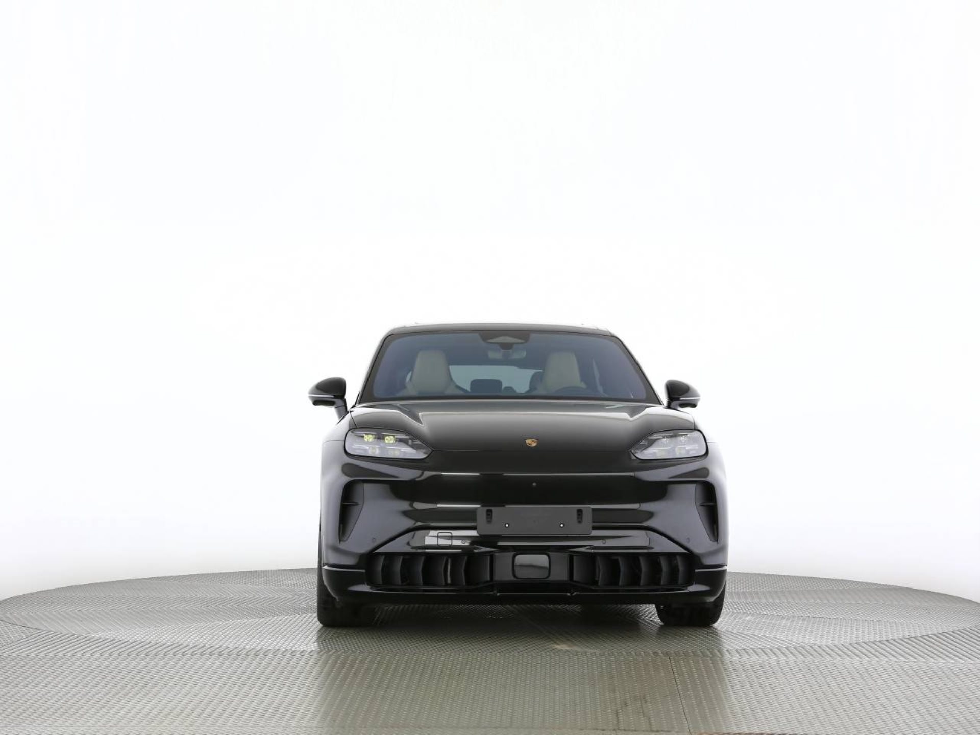PORSCHE Cayenne Electric-image-19