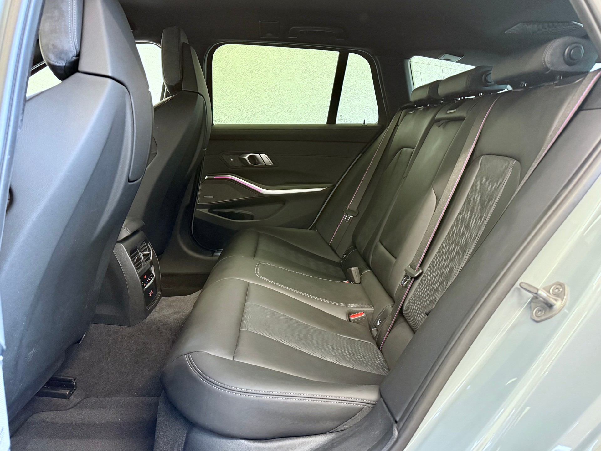 BMW M3 Touring xDrive Competition M LCI 530 PS "Brooklyn Grey"-image-17