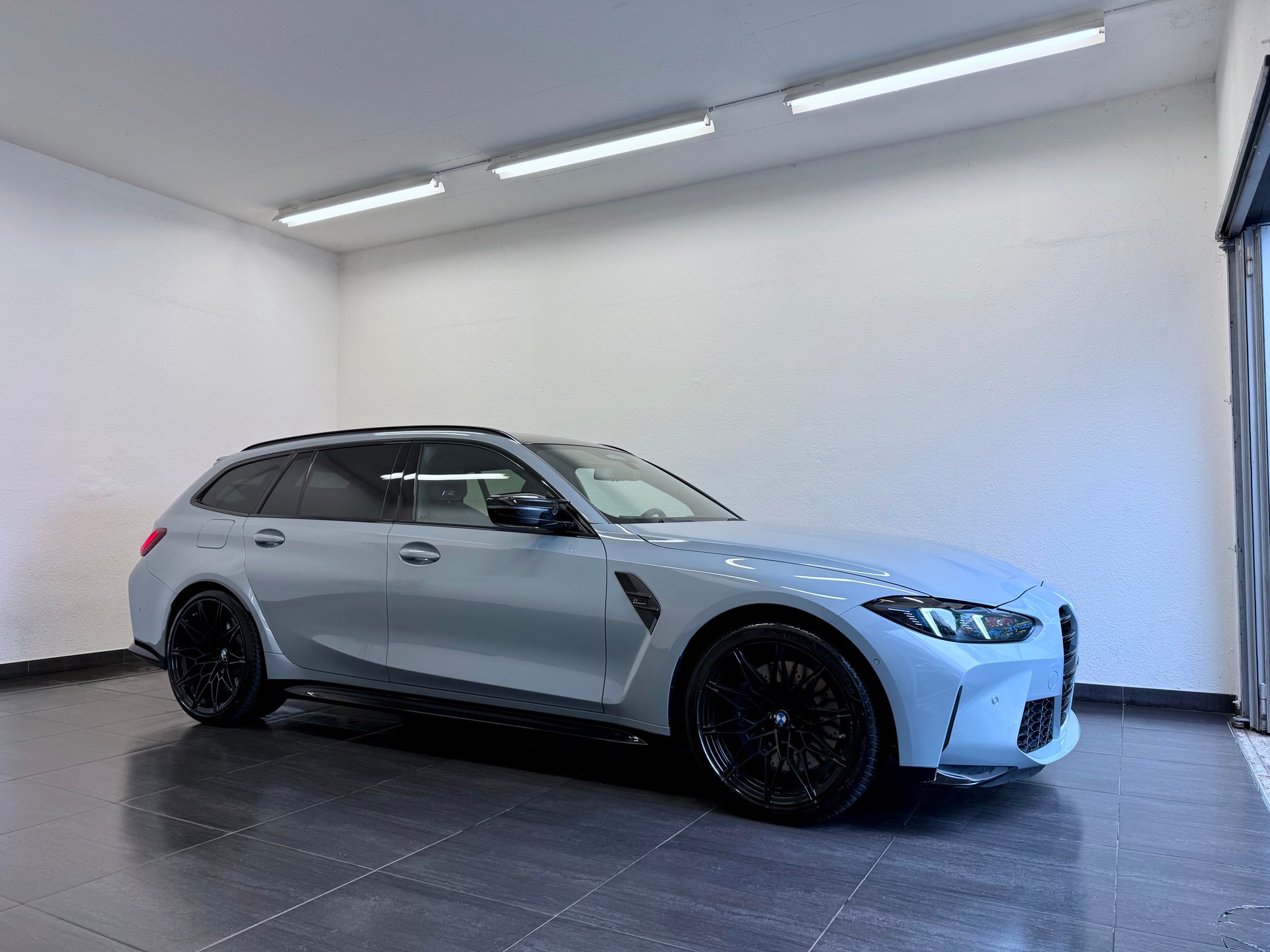 BMW M3 Touring xDrive Competition M LCI 530 PS "Brooklyn Grey"