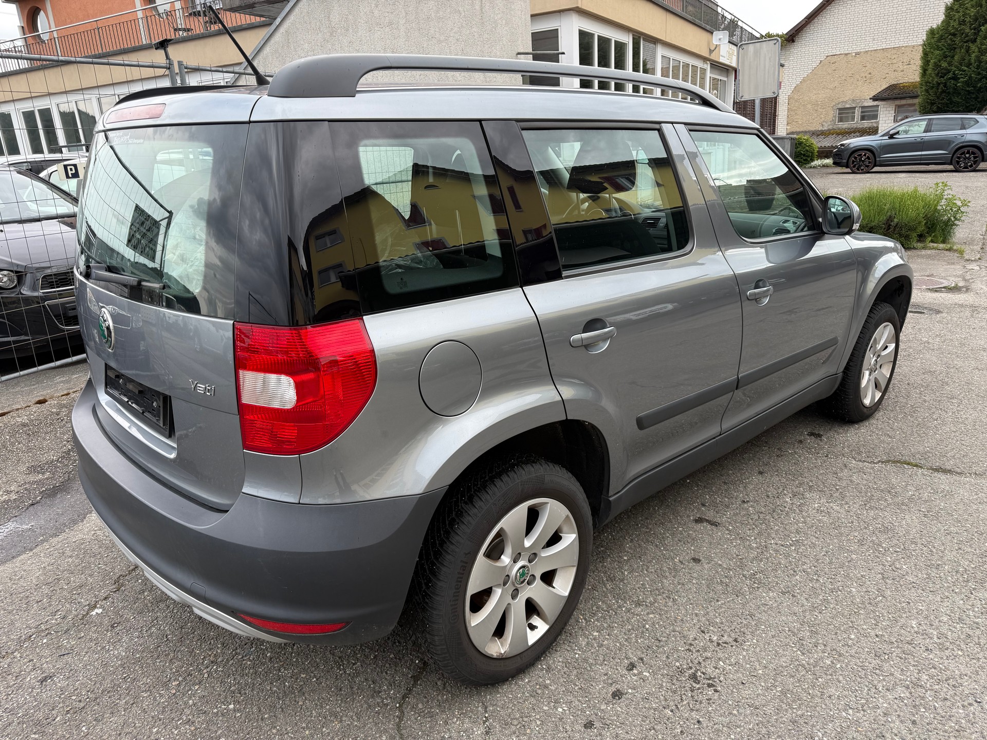 SKODA Yeti 1.2 TSI Elegance-image-2
