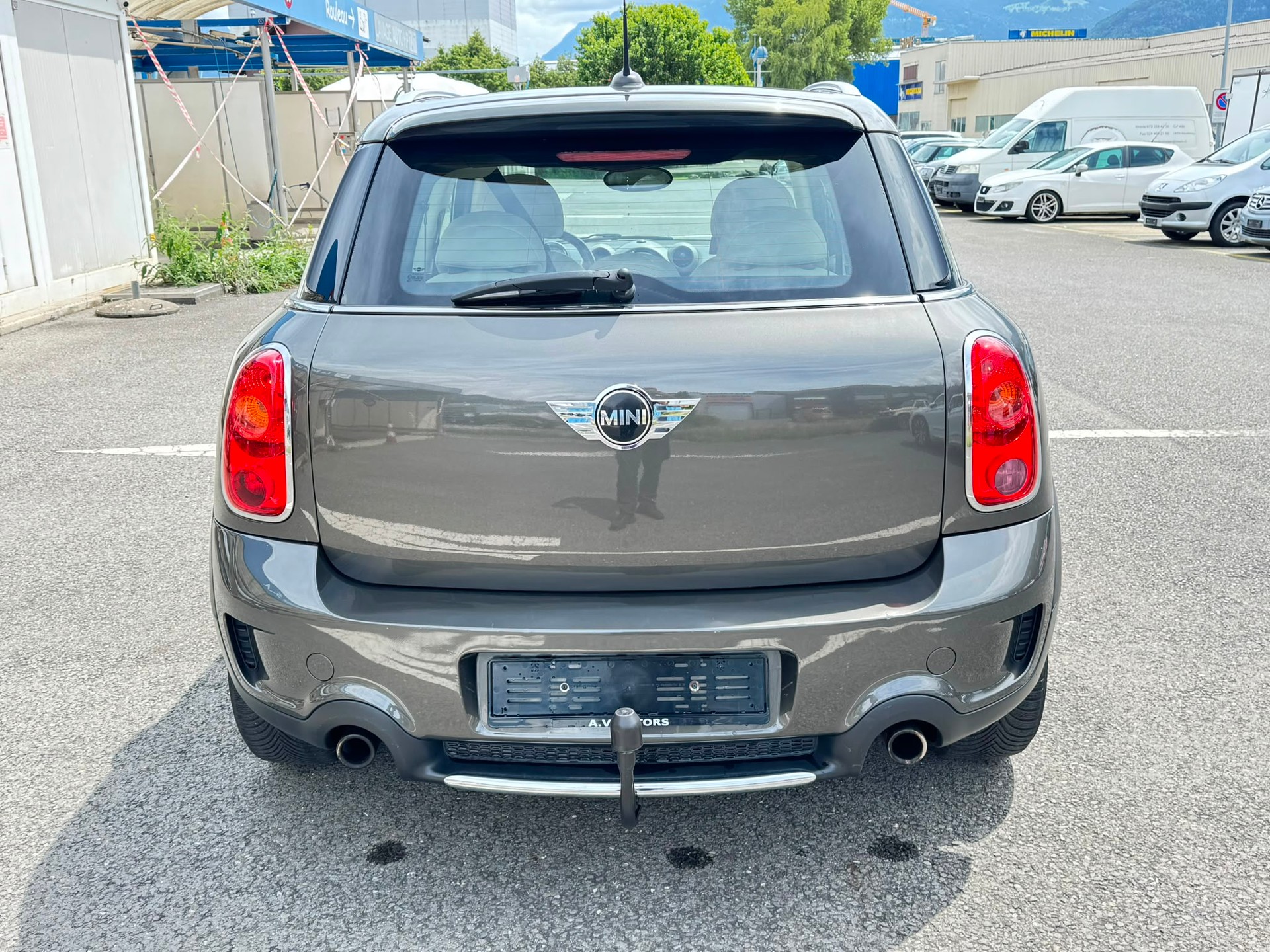 MINI Countryman Cooper S FWD Steptronic-image-5