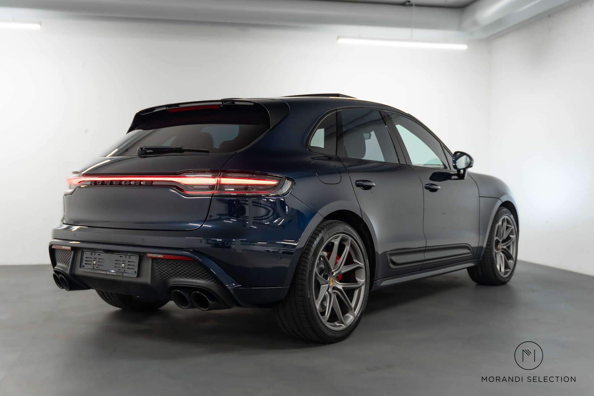 PORSCHE Macan 2.9 V6 GTS-image-2