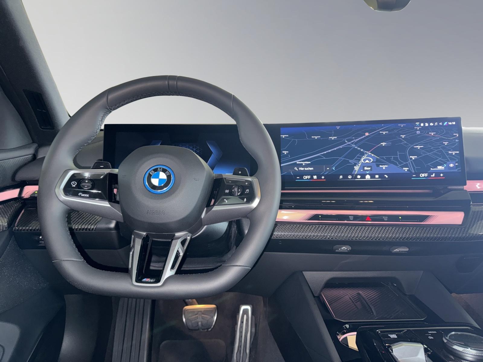 BMW 550e xDrive-image-10