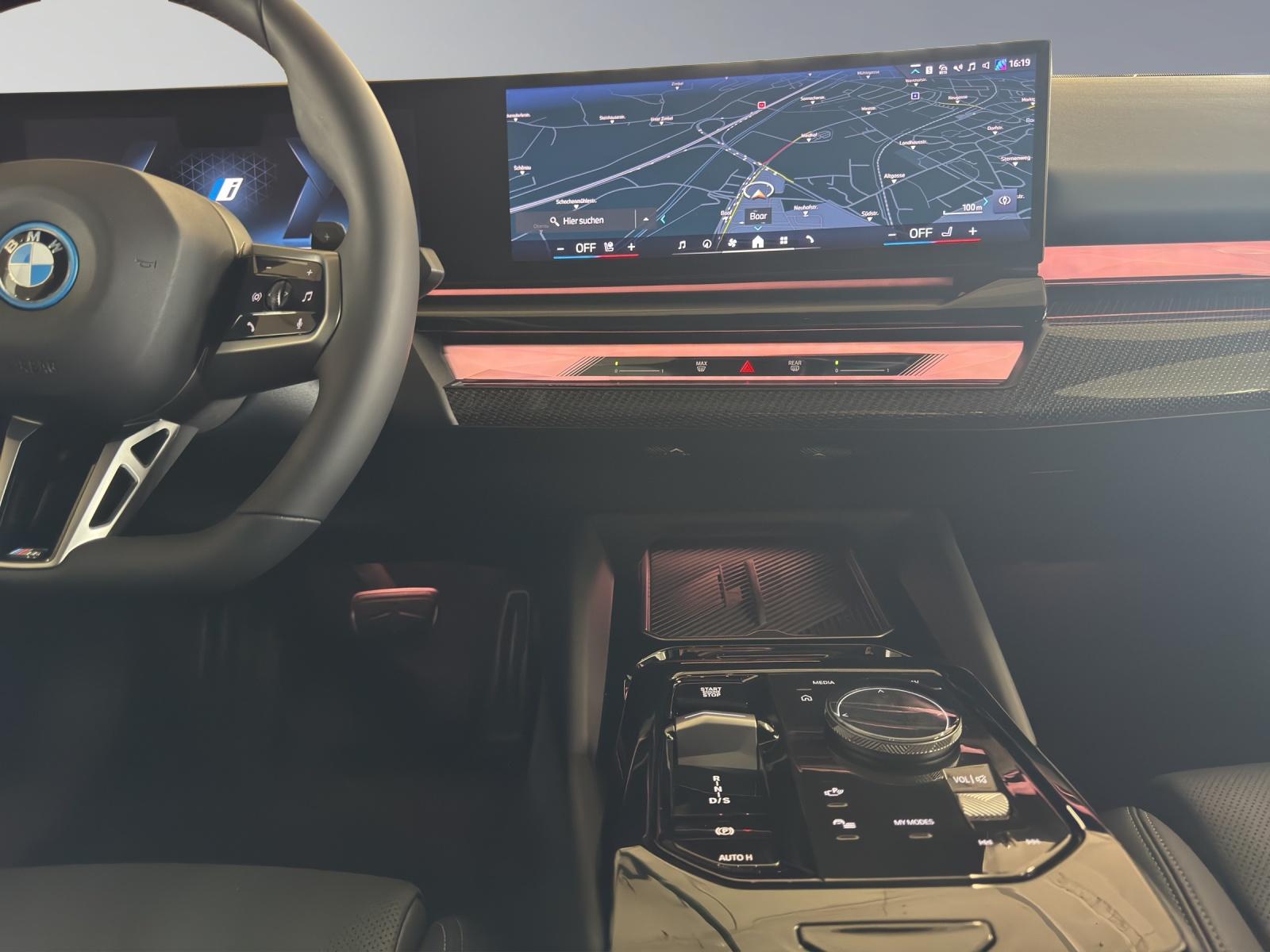 BMW 550e xDrive-image-13