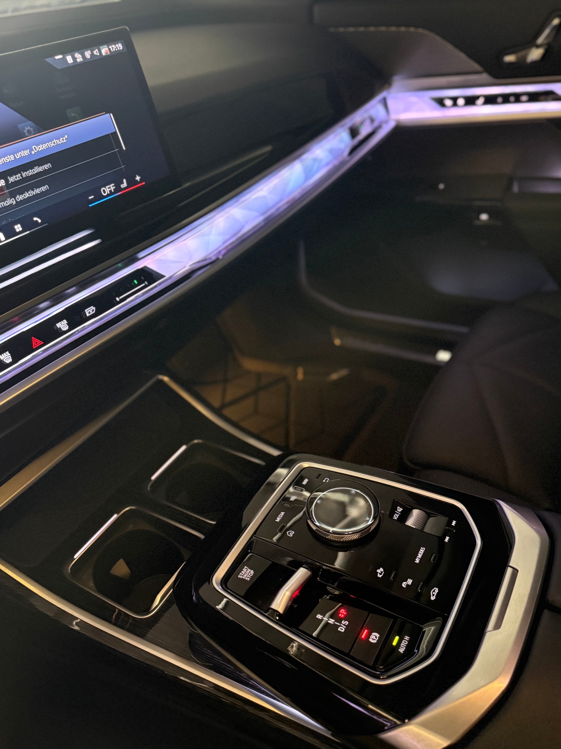 BMW 740d xDrive 48V M Sport Steptronic-image-10