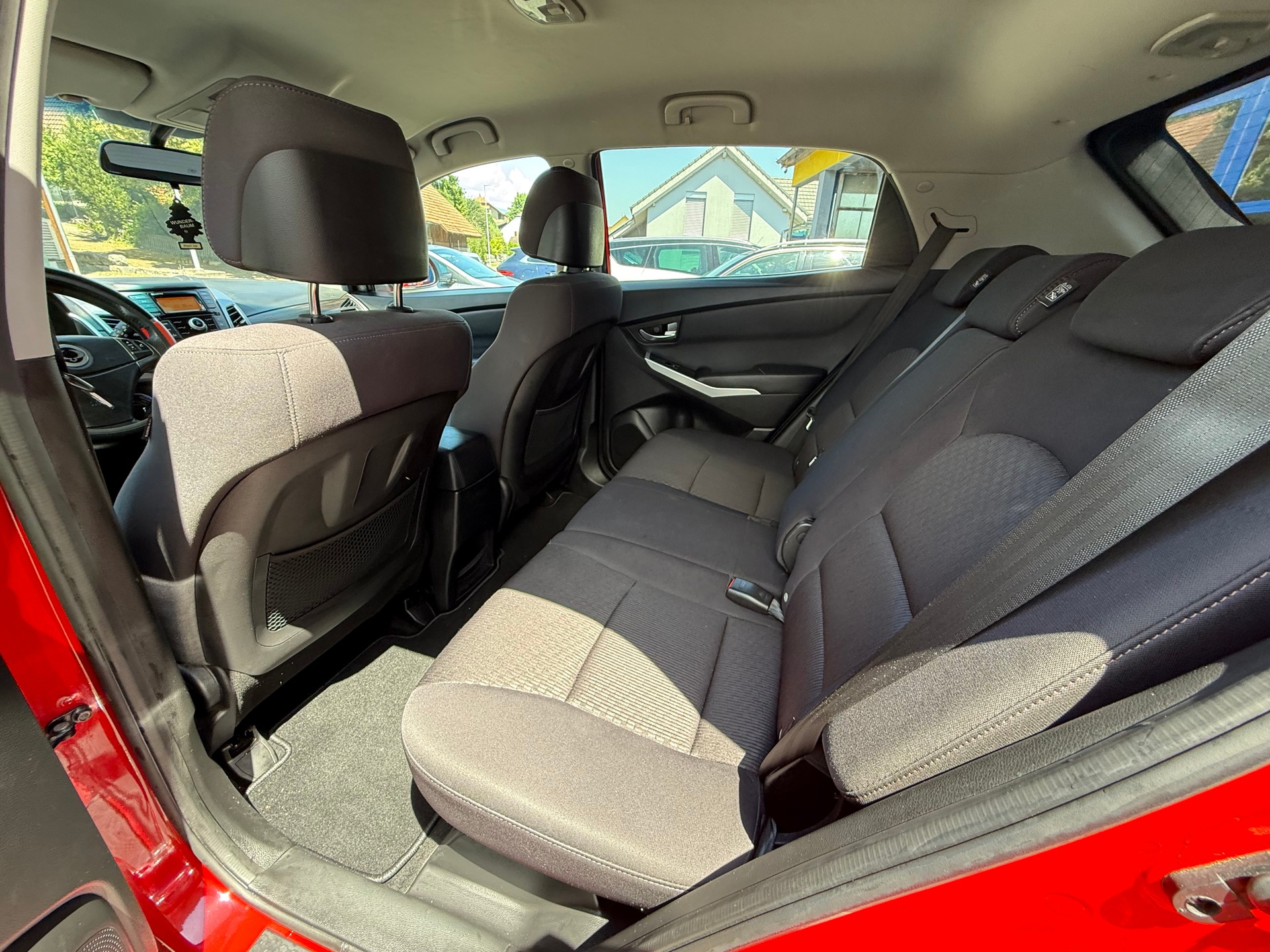 KGM-SsangYong Korando 2.0 e-XDI Cristal 2WD-image-8