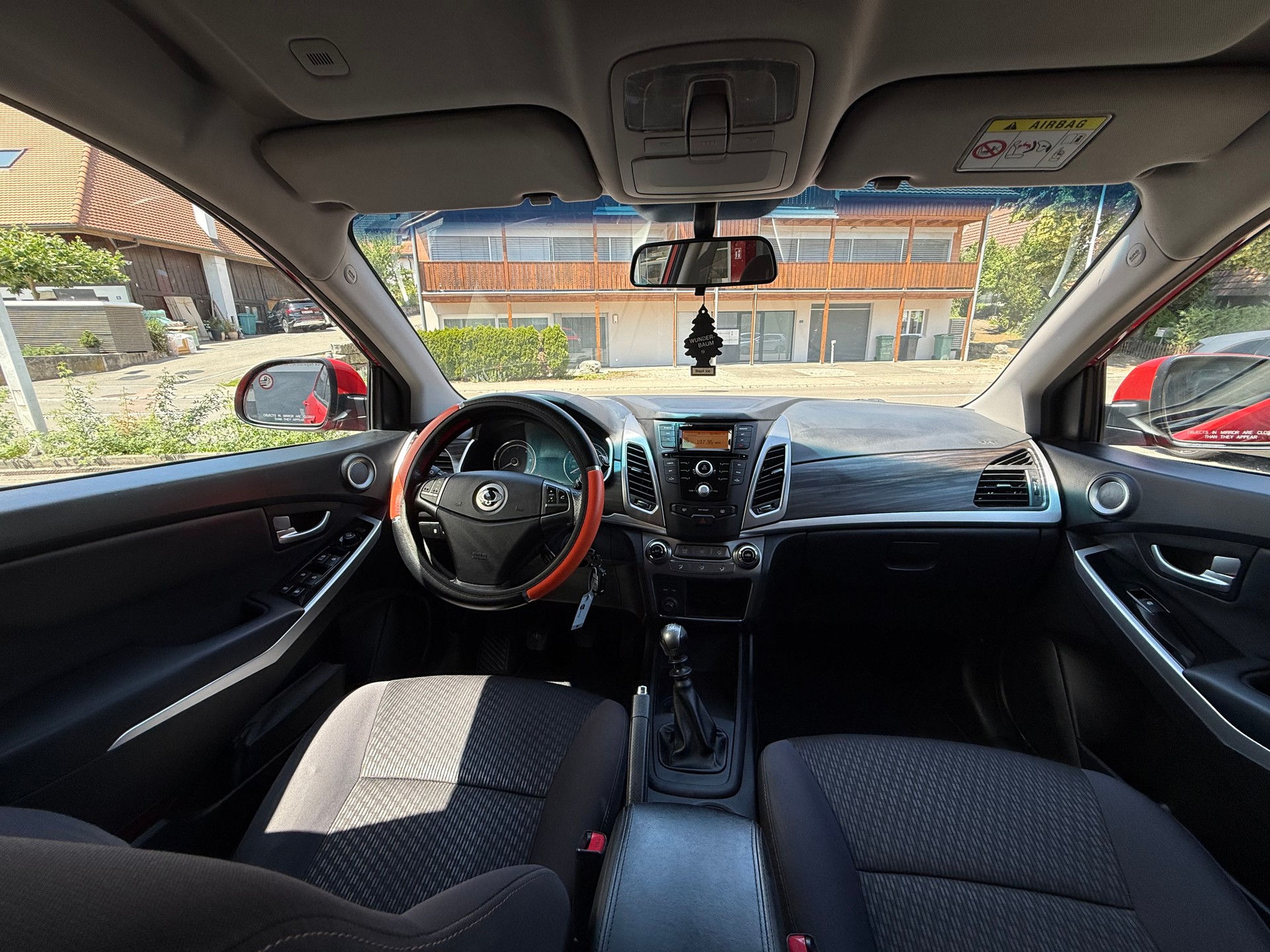 KGM-SsangYong Korando 2.0 e-XDI Cristal 2WD-image-10