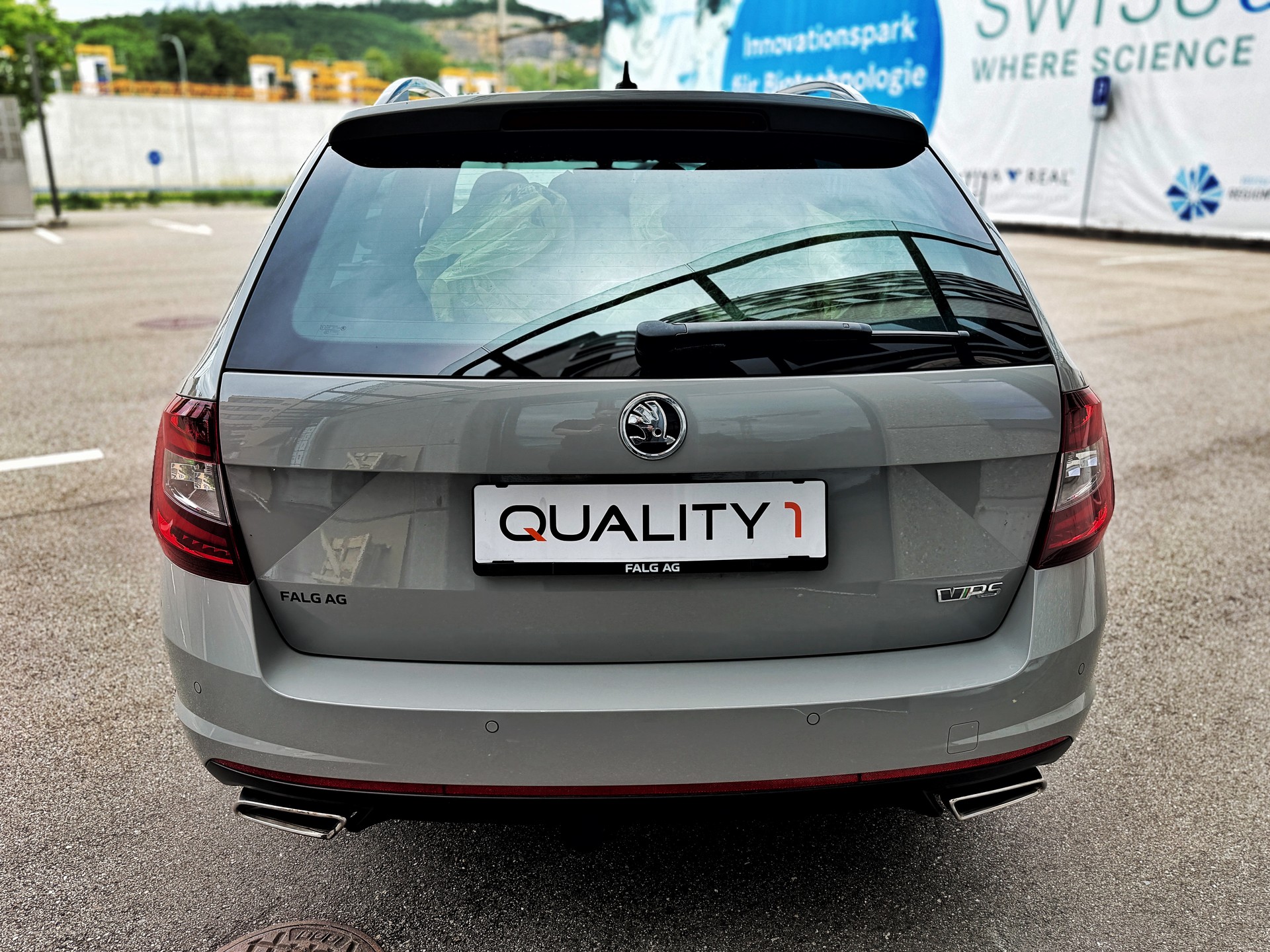 SKODA Octavia Combi 2.0 TDI RS 4x4 DSG-image-3