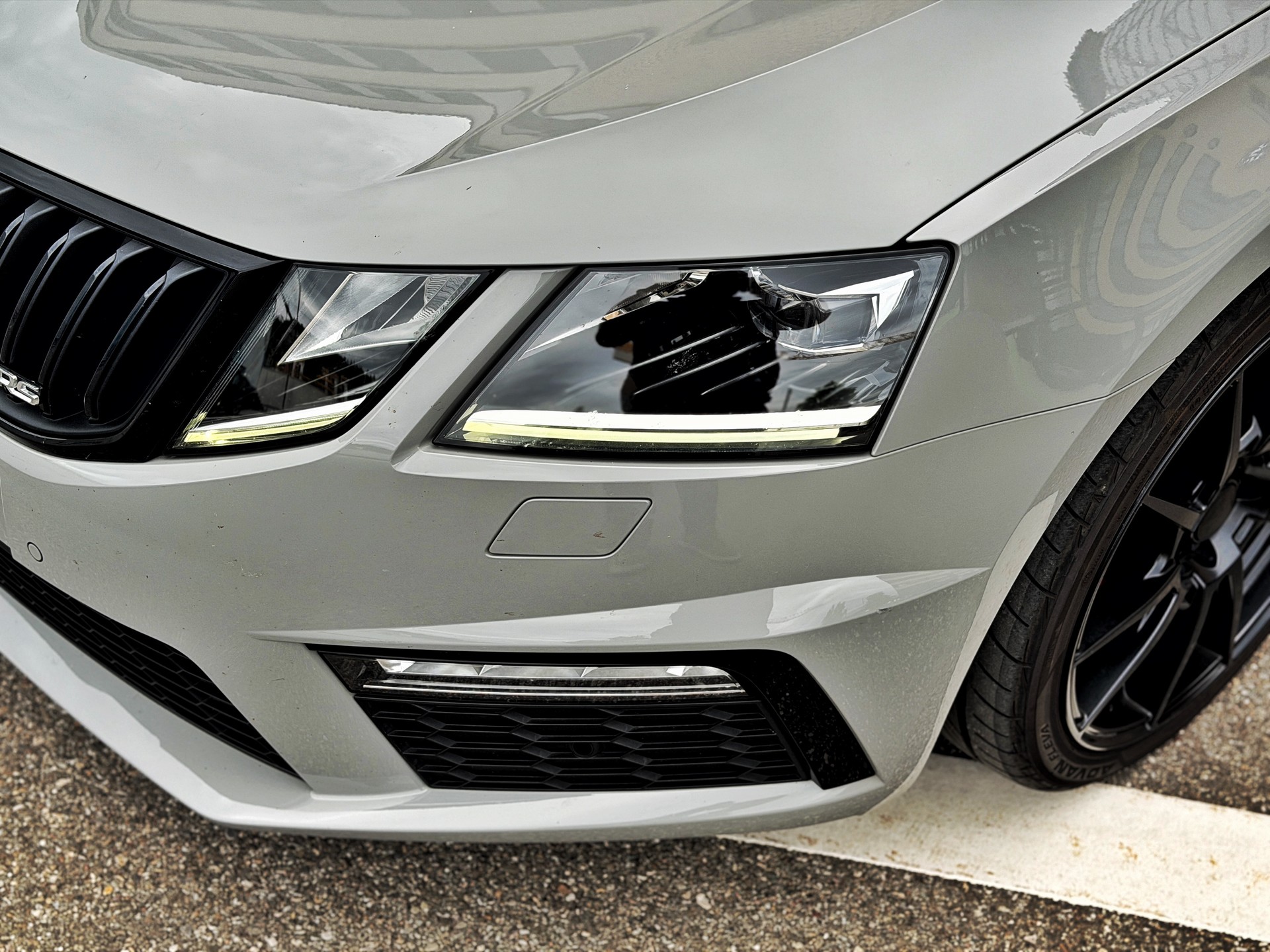 SKODA Octavia Combi 2.0 TDI RS 4x4 DSG-image-9