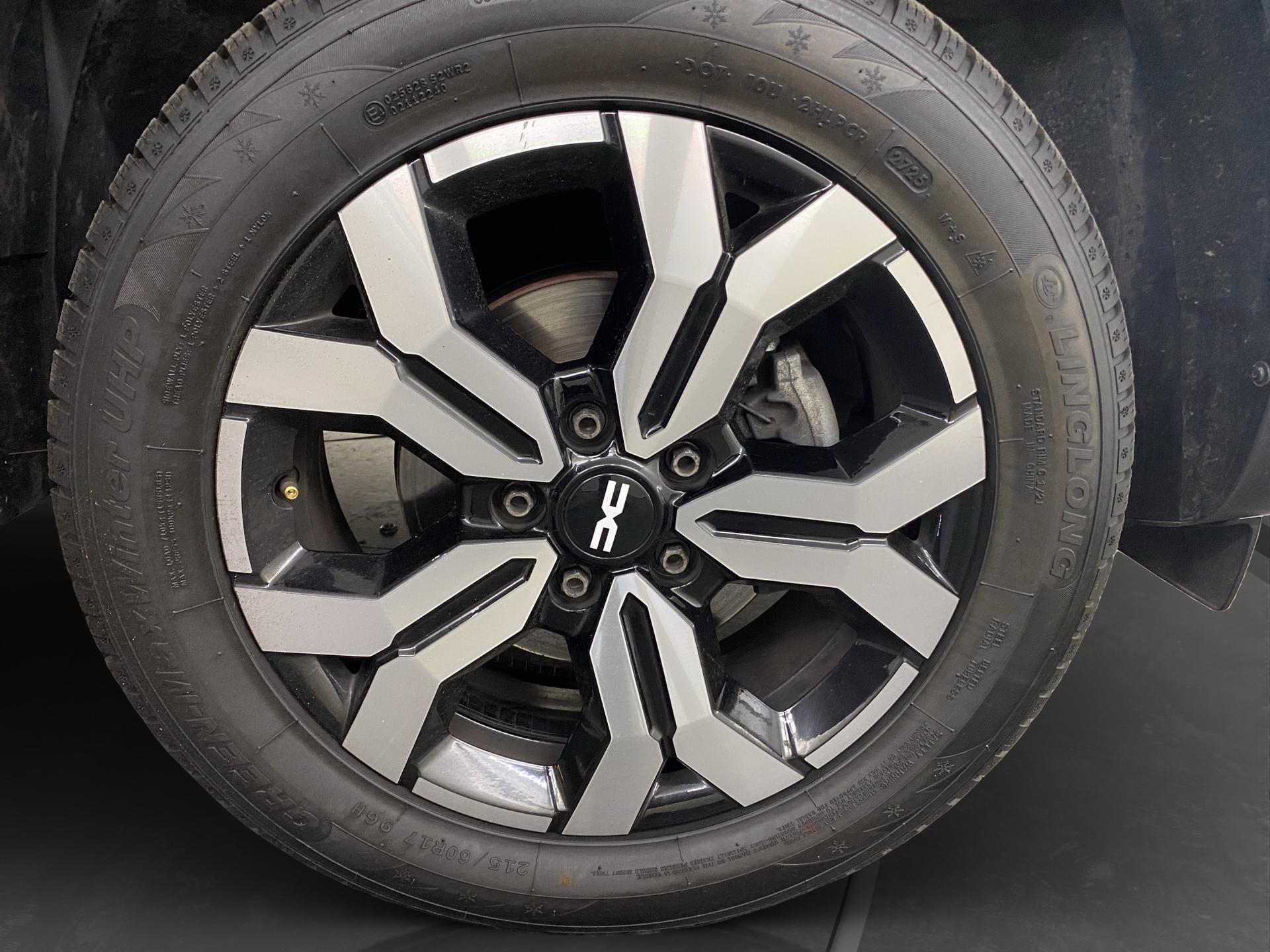 DACIA Duster TCe 150 Journey+ 4x4-image-17